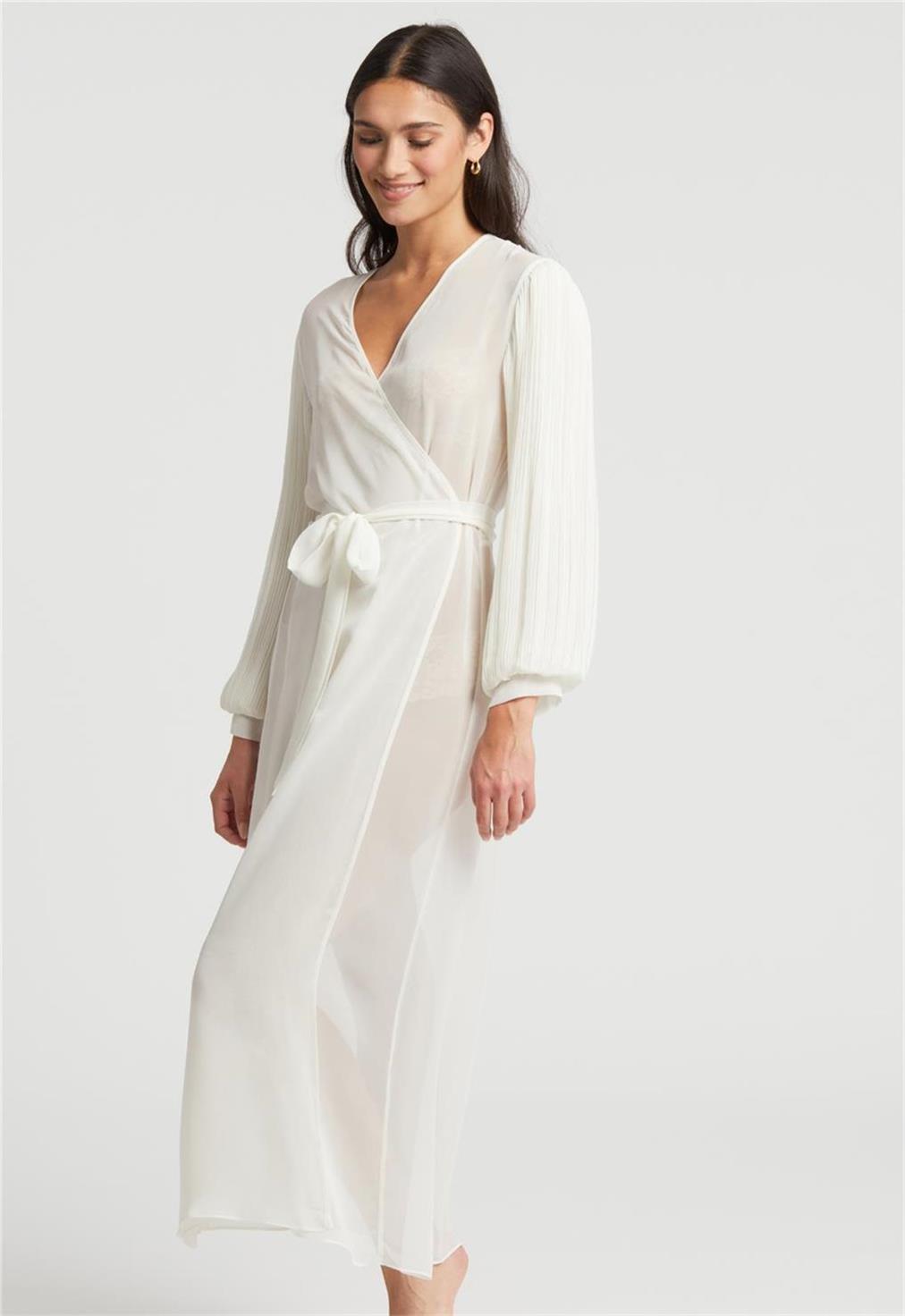 True Love Women's Ivory Robe - Soft & Luxurious Bathrobe for Spa, Bridal Shower & Relaxation at Home