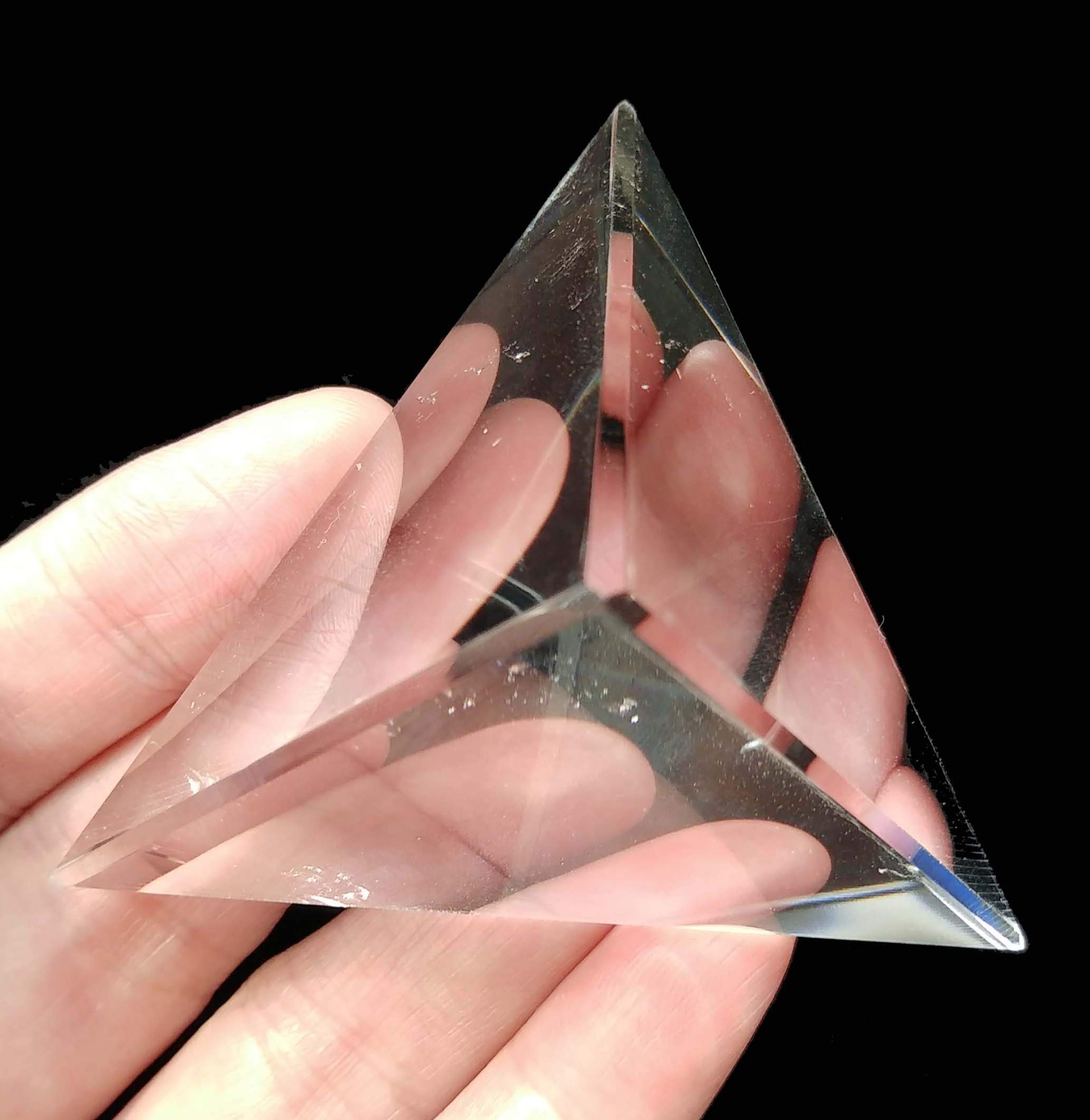5-7cm Natural Clear Quartz Tetrahedron Pyramid Sculpture - Healing Crystal for Meditation, Feng Shui, Home Decor & Spiritual Gifts