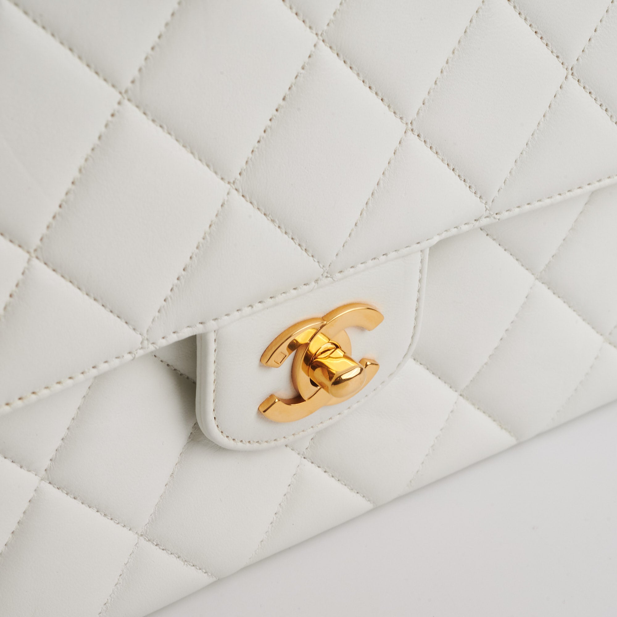 Chanel Vintage Quilted Flap Bag in White with 24K Gold Hardware - Perfect for Luxury Fashion & Special Occasions