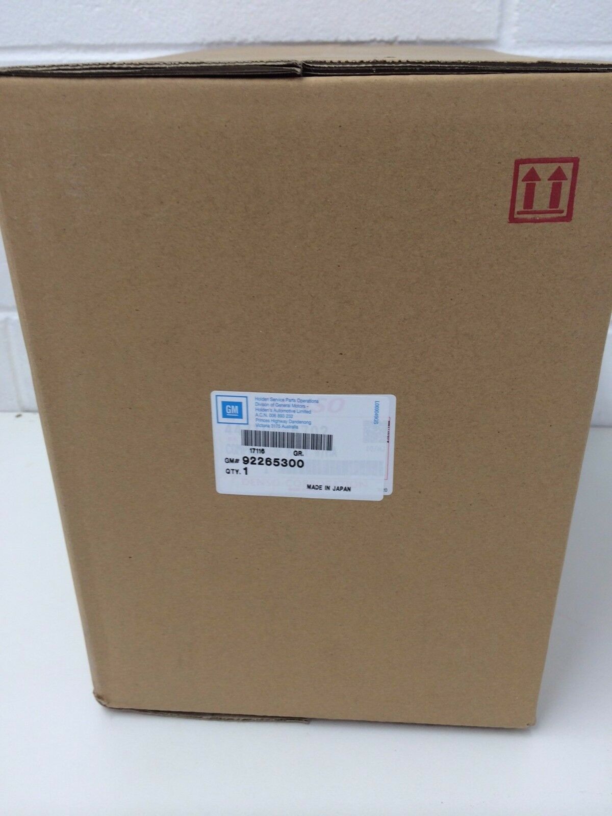 Genuine Holden Commodore VE V8 Air Conditioning Compressor Part #92265300 - Perfect Replacement for Car AC Repair & Cooling System Maintenance