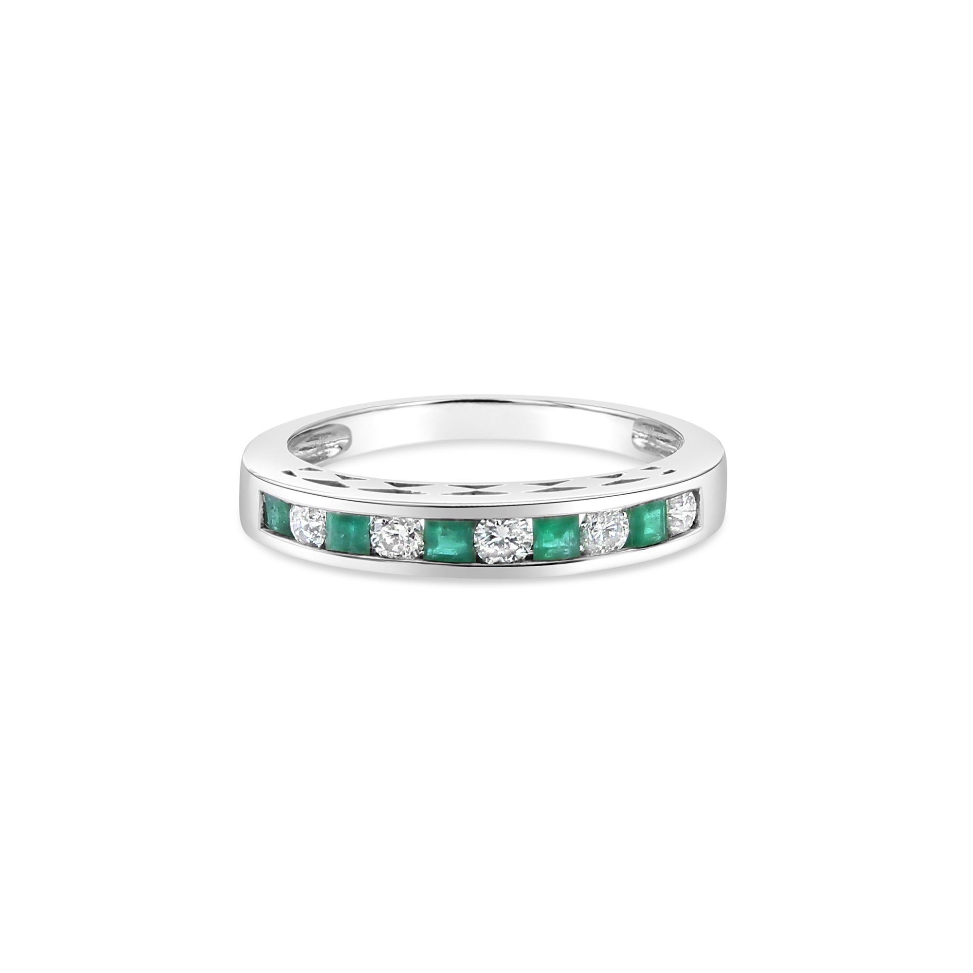 14k White Gold Emerald & Diamond Wedding Band for Women – Elegant Bridal Ring for Engagement, Anniversary, and Special Occasions