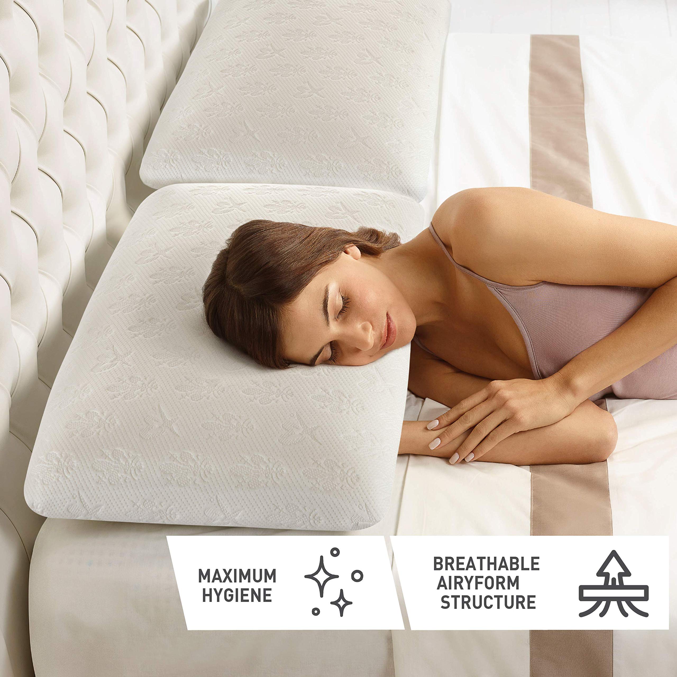 Magniflex Classico Standard Memory Foam Pillow - Soft Hypoallergenic Pillow for Side, Back & Stomach Sleepers - Italian Made Luxury Bedding for Home, Hotel & Travel Use