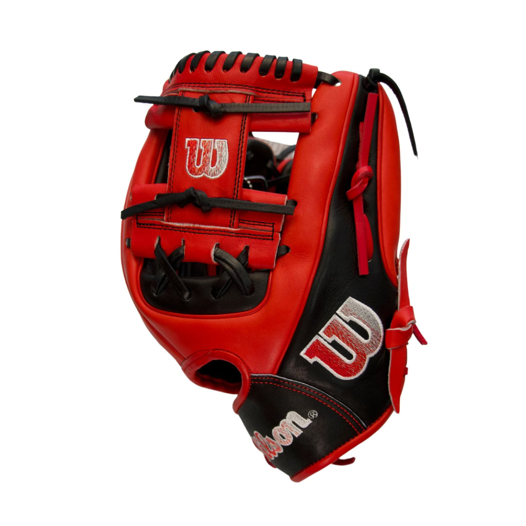 Wilson A2000 1786 BRED 25 11.5 Inch Infield Baseball Glove - Premium Leather Baseball Mitt for Infielders, Fast-Pitch & Slow-Pitch Games, Practice & Training