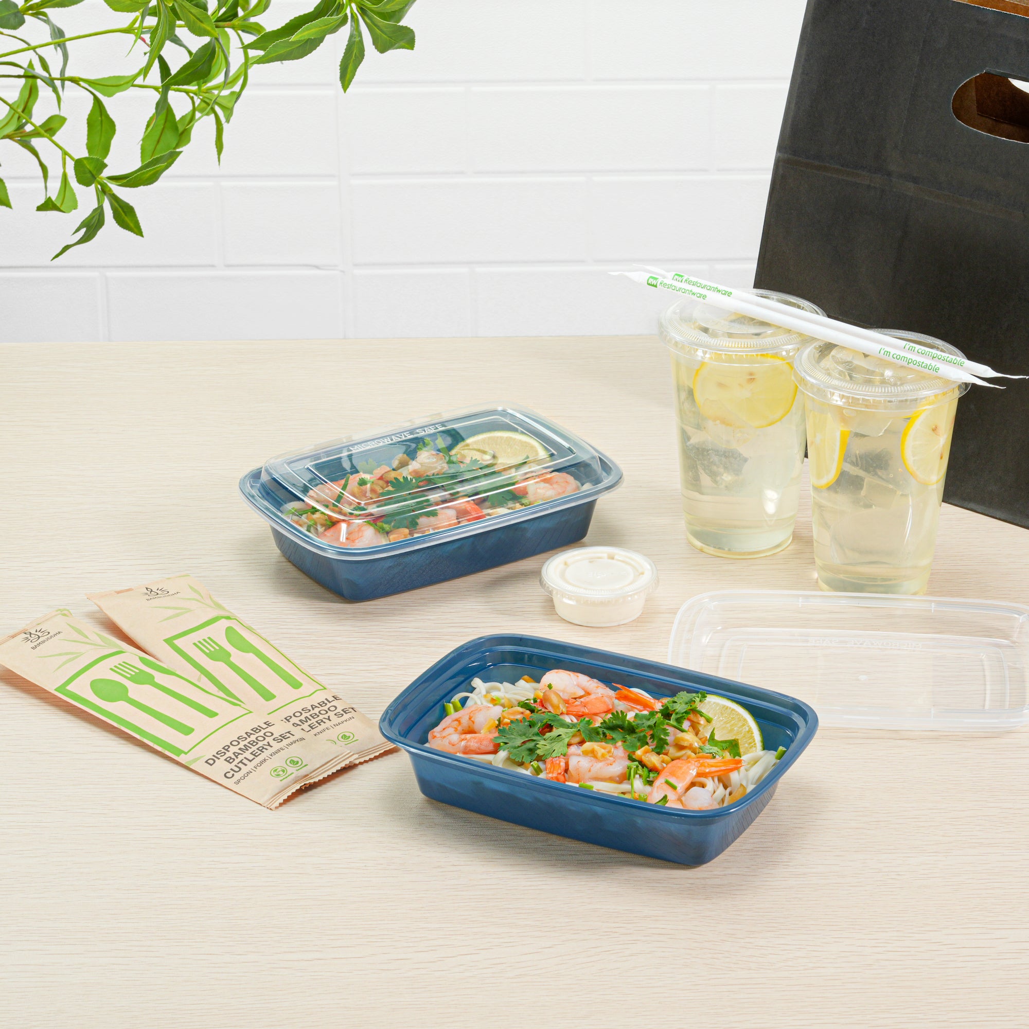 24 oz Rectangle Midnight Blue Plastic Food Storage Container with Clear Lid - Microwave Safe, 8