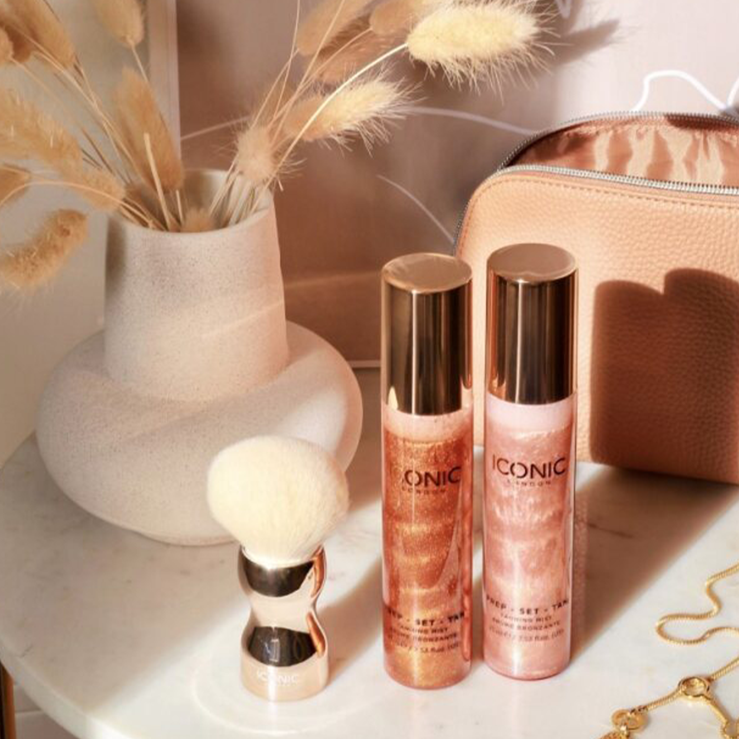 Professional Tan & Buff Brush for Flawless Makeup Application - Perfect for Contouring, Blending, and Highlighting - Ideal for Home & Professional Use