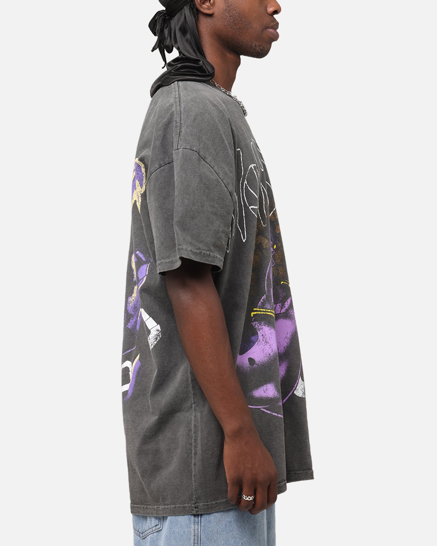 Vintage Space Jam Monstars Heavyweight T-Shirt - Black Wash - American Thrift Style - Perfect for Casual Wear, Cosplay, and 90s Nostalgia Fans