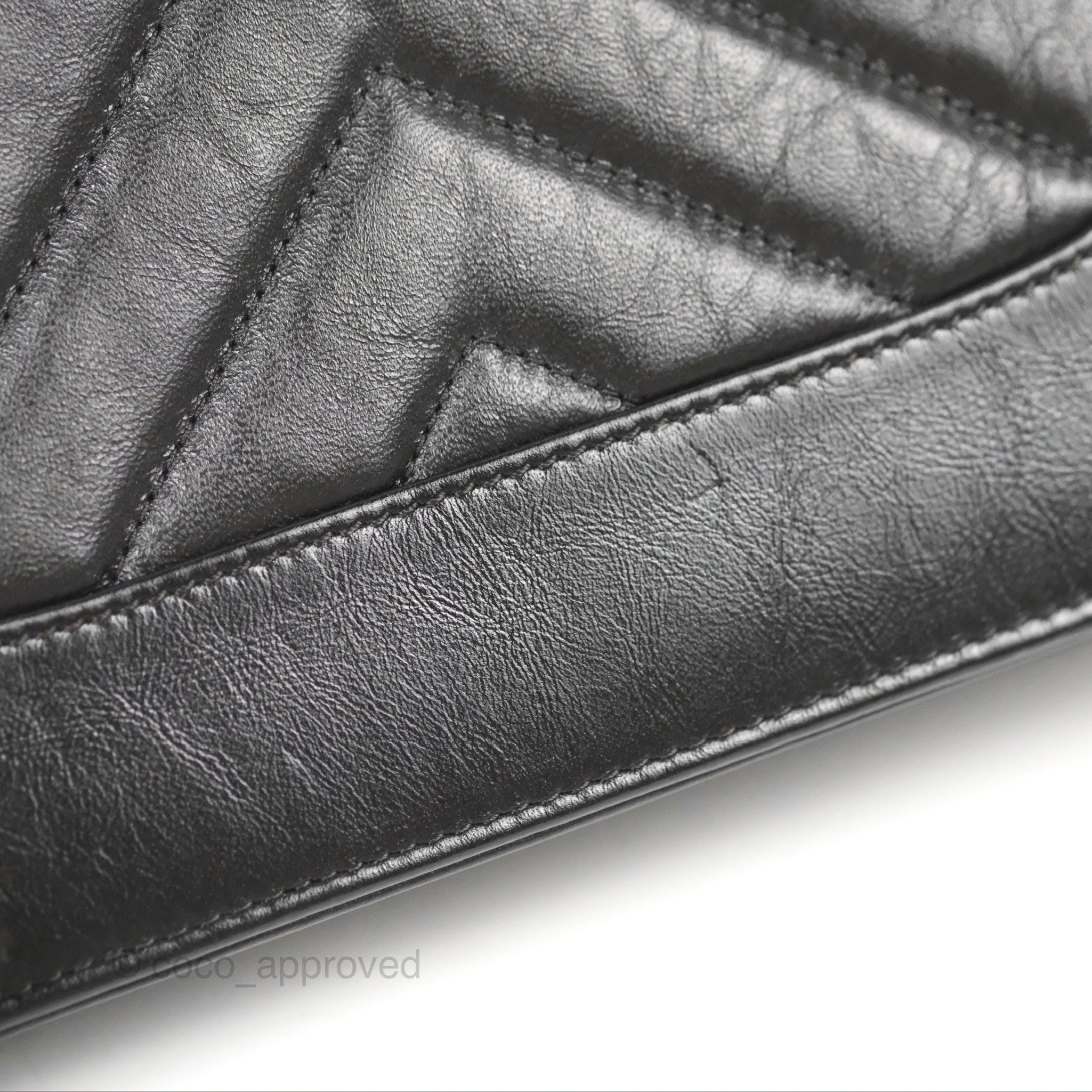 Chanel Chevron Wallet on Chain WOC Black Calfskin Gold Hardware - Luxury Crossbody Bag for Women, Perfect for Evening Events & Daily Use