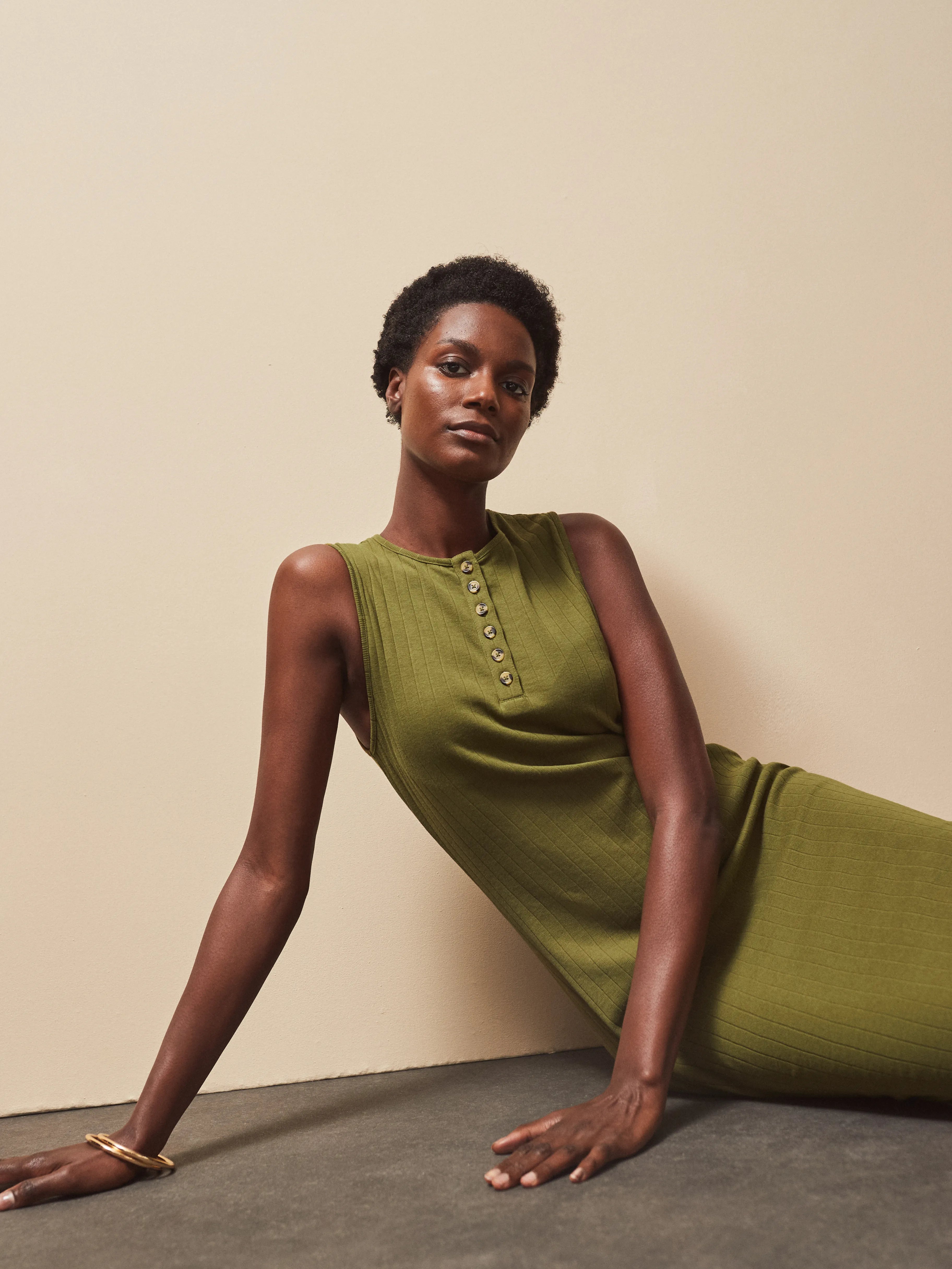 Elegant Olive Rib Column Dress for Women - Perfect for Office Wear, Cocktail Parties & Special Occasions