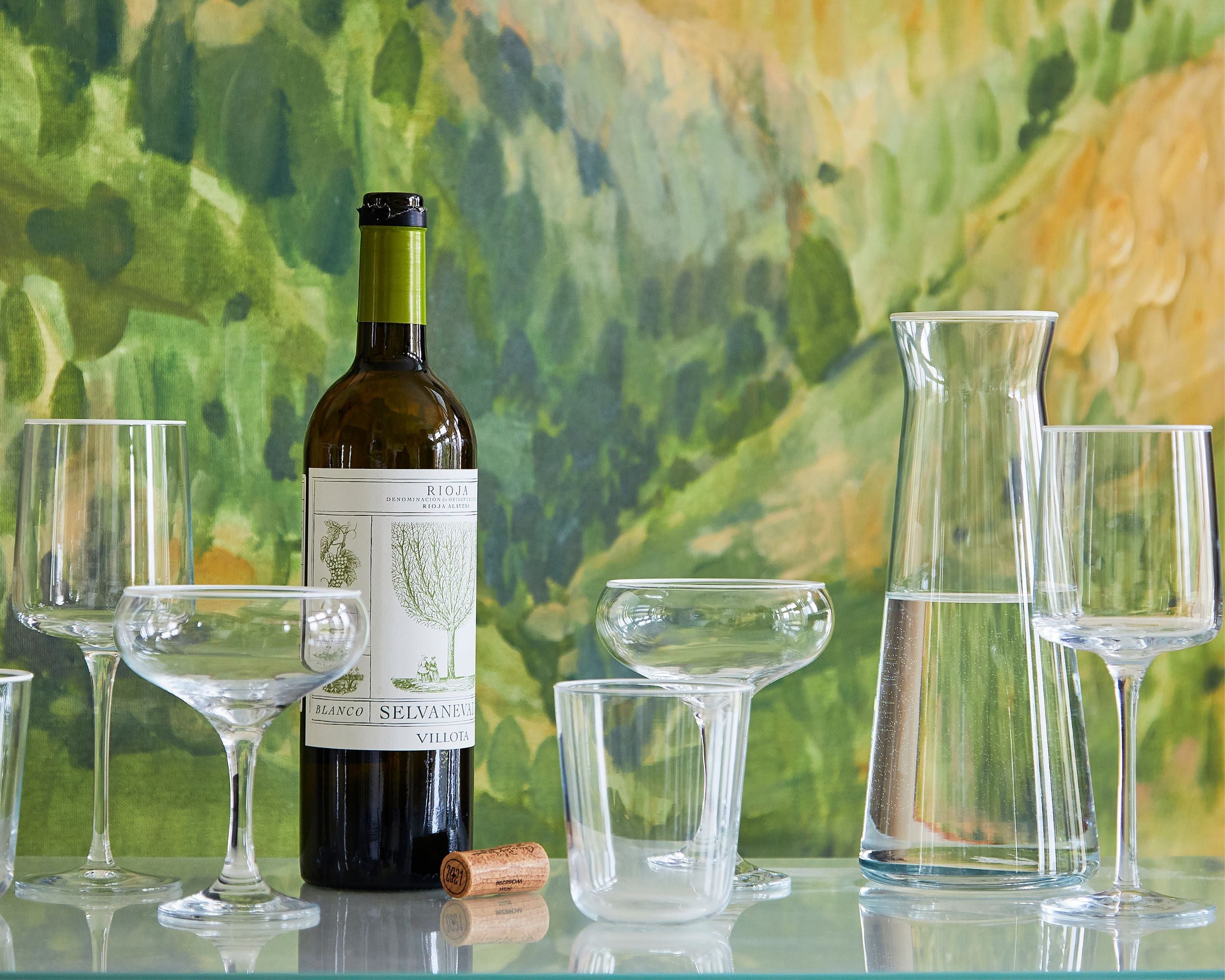 Premium Fine Line Clear with White Rim Wine Glasses - Set of 4 Elegant Stemware for Red & White Wine, Champagne - Perfect for Dinner Parties, Weddings & Home Entertaining