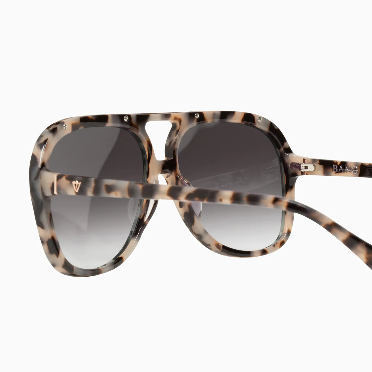 Ivory Tortoise Shell Sunglasses with Rose Gold Metal Trim & Black Gradient Lenses - Perfect for Outdoor Activities, Beach Vacations, and Fashion Accessories