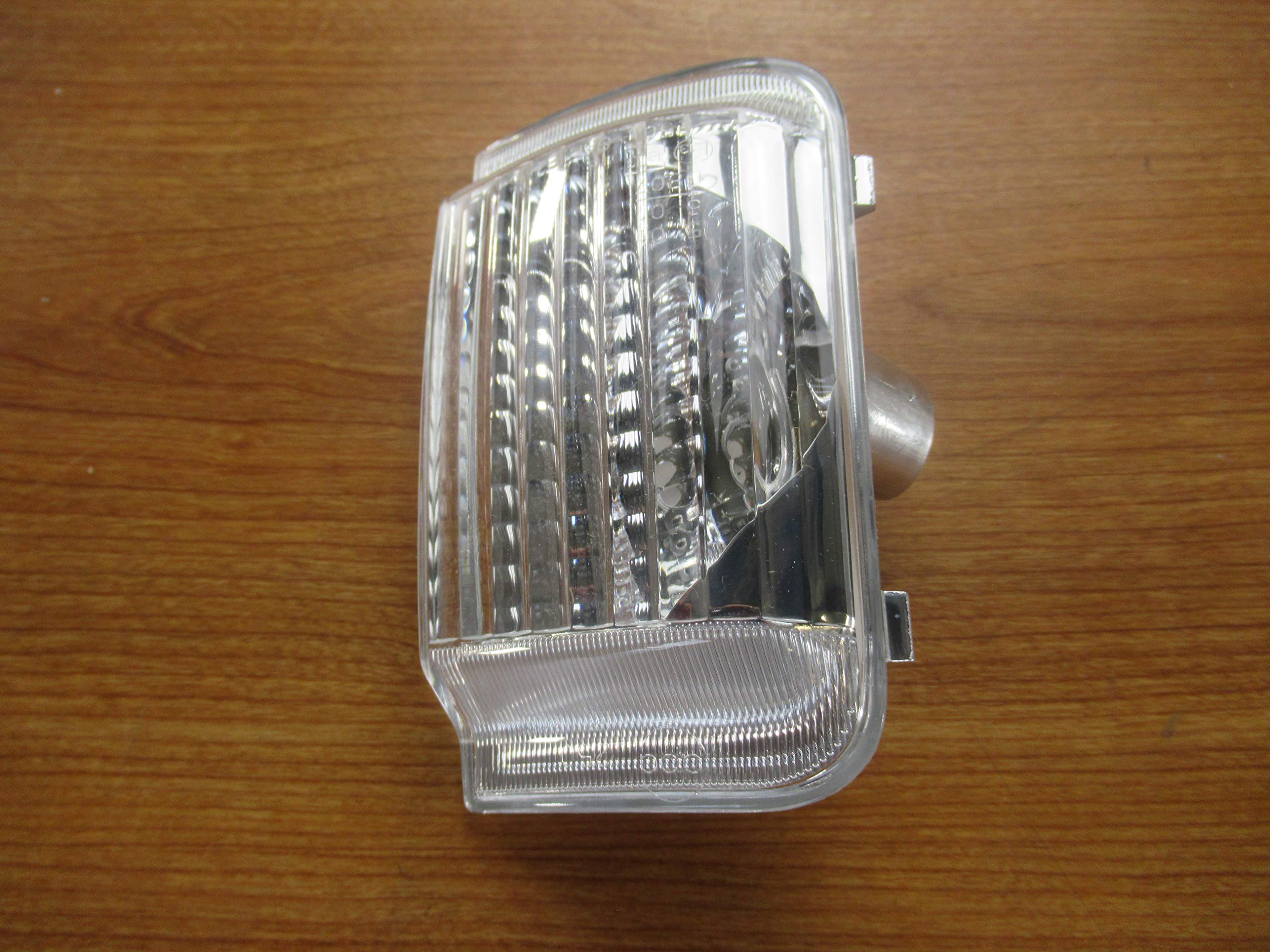 Mopar 68374918AA Side Marker Lamp - Replacement Light for Dodge, Jeep, Chrysler Vehicles - Perfect for Night Driving & Safety Enhancement