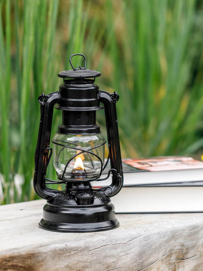 Feuerhand Baby Special 276 Hurricane Lantern - Vintage Outdoor Camping Light for Emergency, Garden, Patio & Power Outages