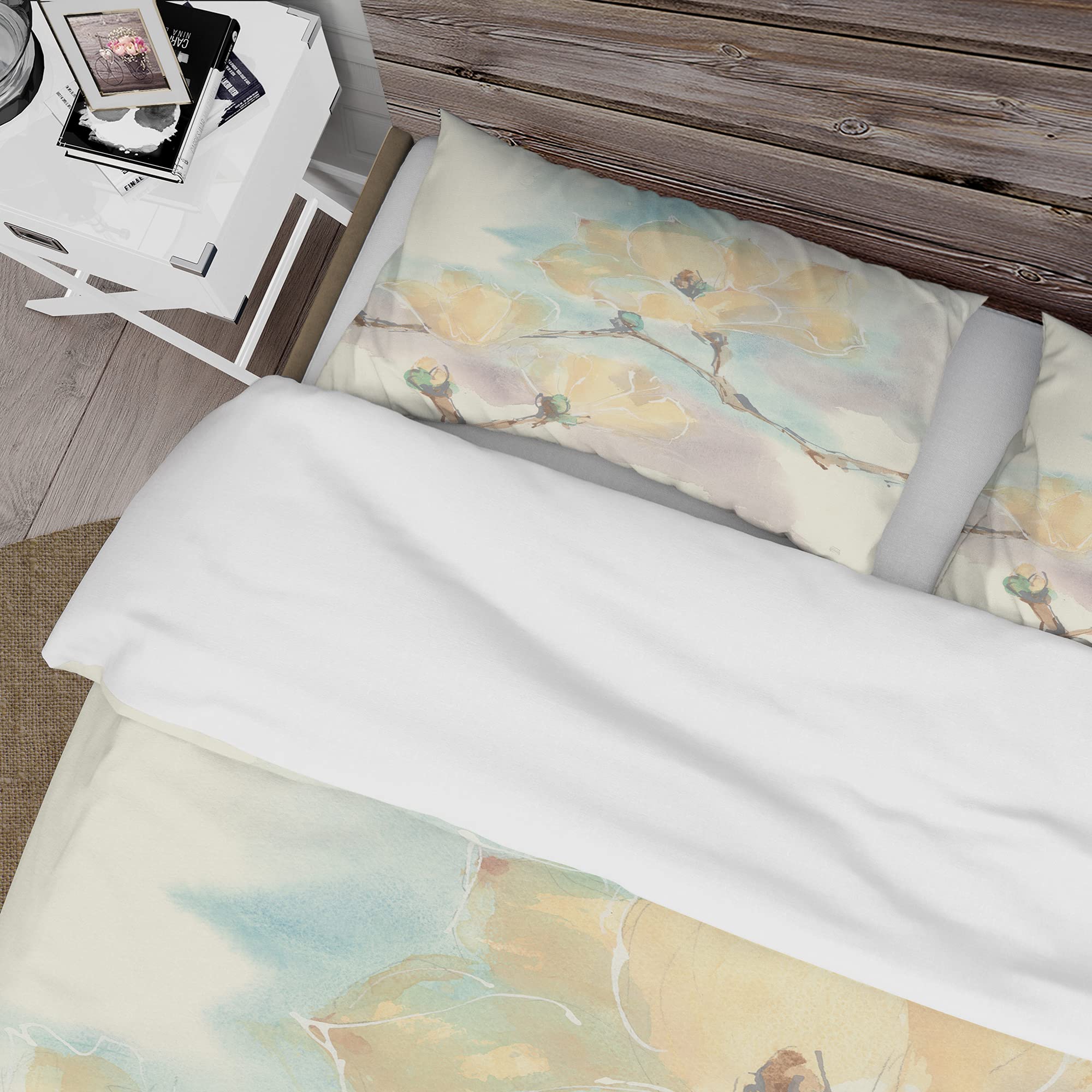 Magnolias in White Traditional Duvet Cover Set | Blue Floral Twin Bedding Set 3-Piece | All Season Comfort | Perfect for Guest Rooms, Dorm Decor & Cozy Bedroom Makeovers