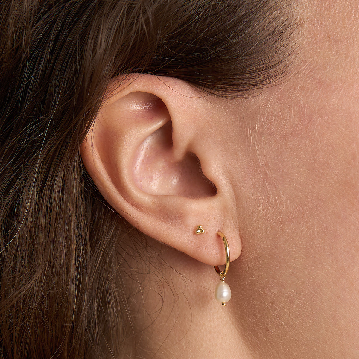 Elegant Gold Pearl Sleepers for Women – Perfect for Sleep, Travel & Everyday Comfort