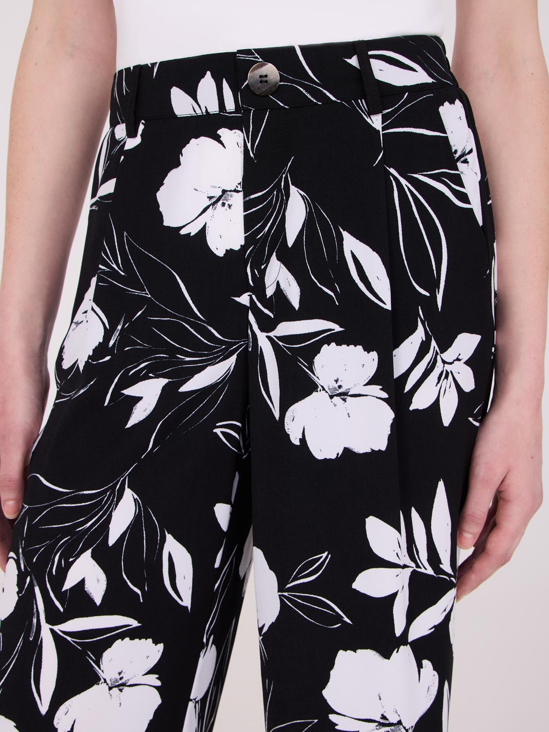Printed Wide Leg Mid Rise Pants for Women - Comfortable High Waisted Trousers with Elastic Waistband - Perfect for Work, Travel & Casual Outfits