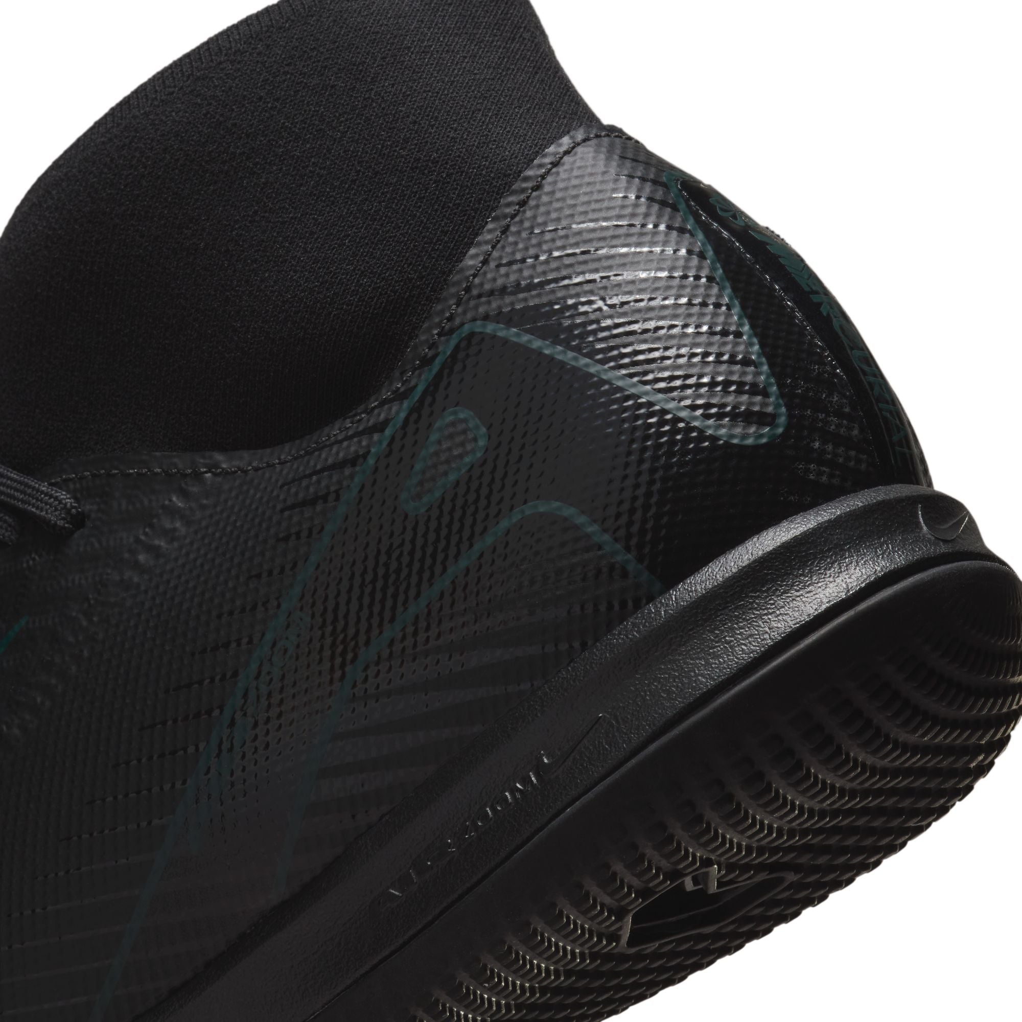Nike Zoom Superfly 10 Academy IC Men's High Top Soccer Cleats - Lightweight Football Shoes for Artificial Turf & Indoor Courts - Perfect for Training, Matches & Competitive Play