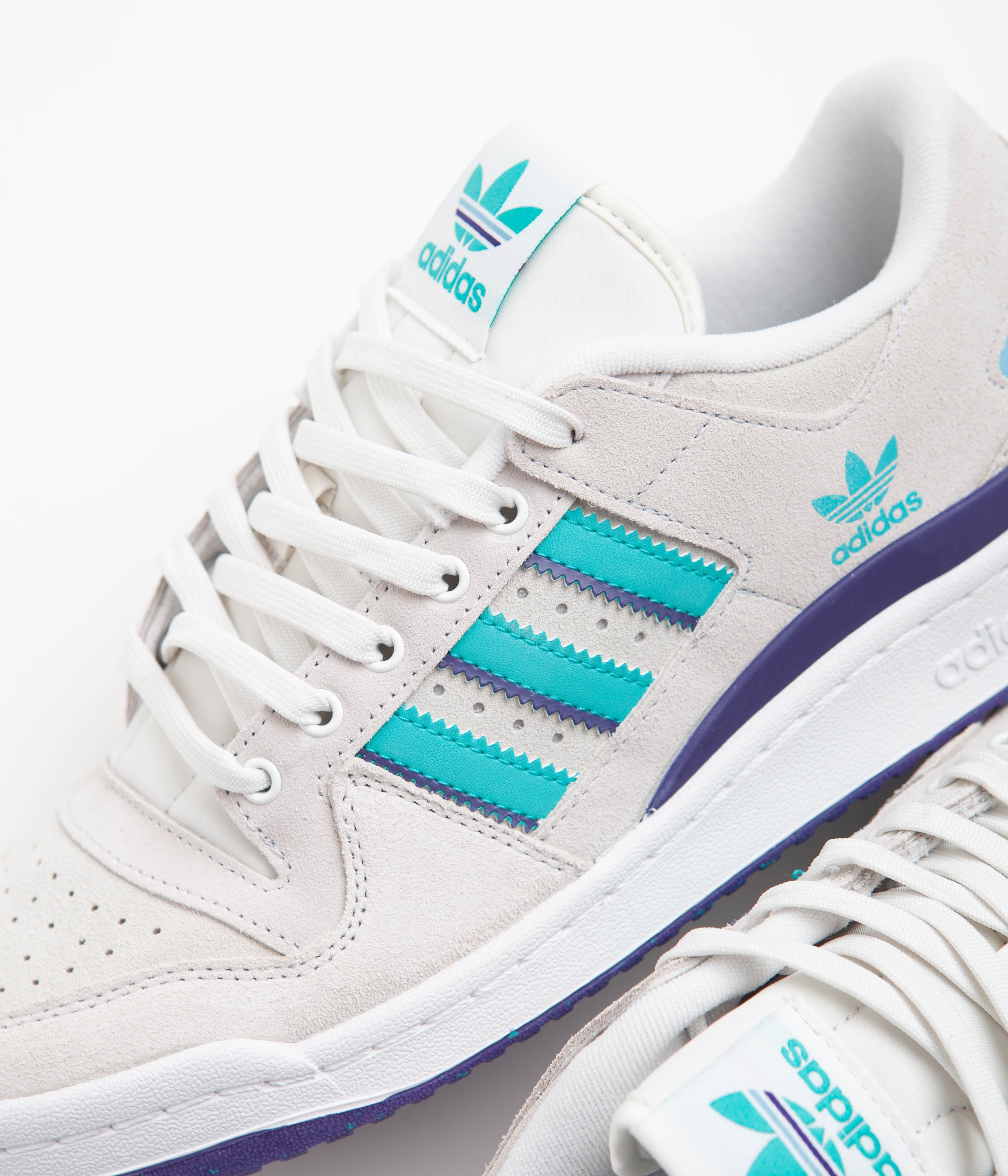 Adidas Forum 84 Low ADV Sneakers - Crystal White/Preloved Blue/FTWR White - Retro Basketball Shoes for Men & Women - Perfect for Streetwear Fashion & Casual Wear