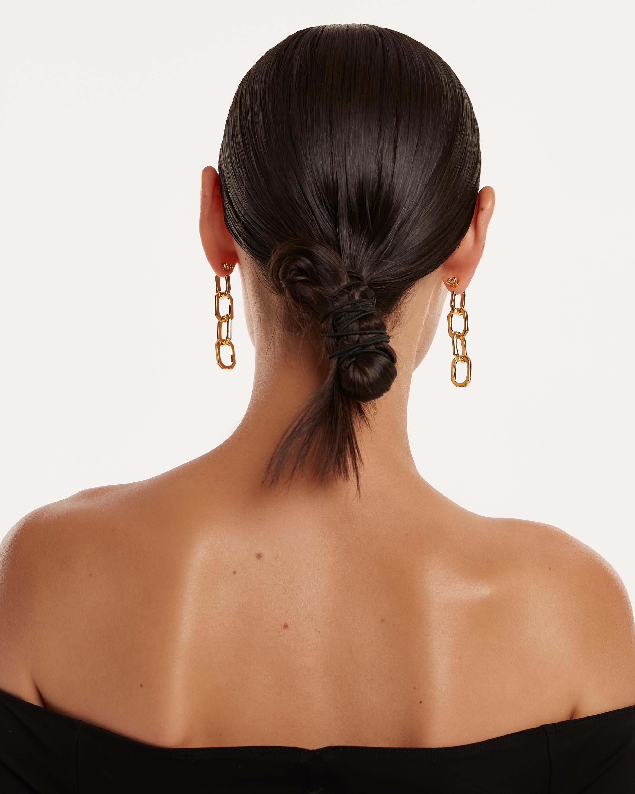 GRID Signature Chain Gold Earrings for Women – 14K Gold Plated Dainty Hoop Earrings, Minimalist Jewelry Gift for Her – Perfect for Parties, Weddings & Everyday Wear