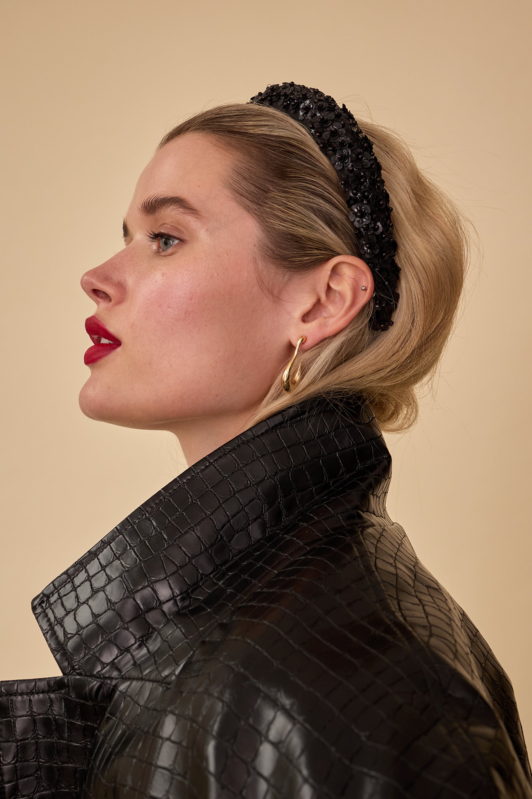 Robyn Floral Applique Headband for Women - Elegant Hair Accessories for Weddings, Parties & Everyday Wear