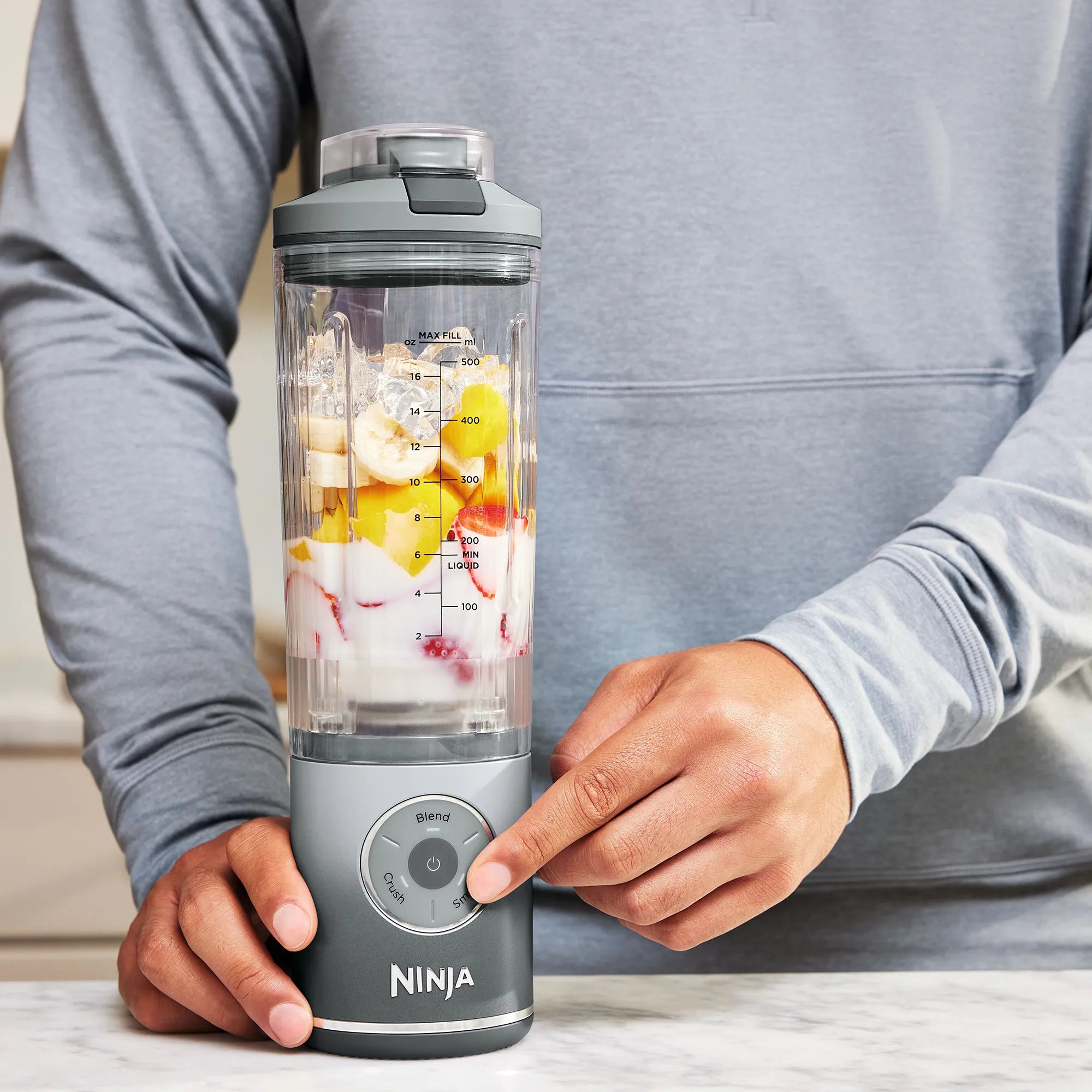 Ninja Blast Max Cordless Portable Blender - Powerful 1000W Motor, 20oz Travel Cup, USB Rechargeable for Smoothies, Protein Shakes & Meal Prep - Perfect for Gym, Office & Outdoor Adventures