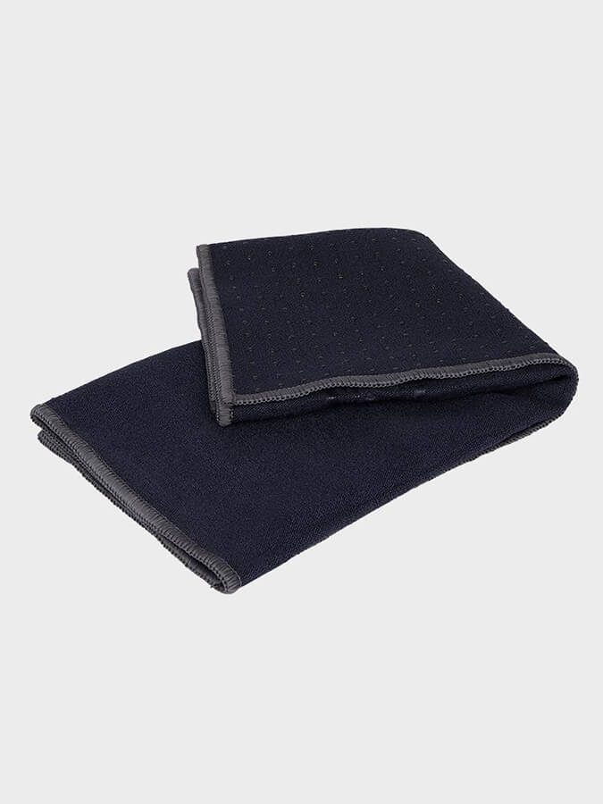 Manduka Yogitoes Yoga Hand Towels - Non-Slip, Absorbent & Eco-Friendly for Hot Yoga, Pilates & Workouts - Perfect for Grip & Sweat Control