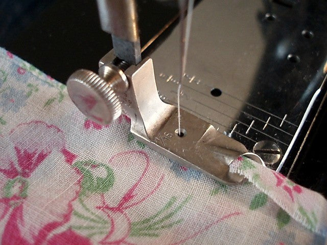 Vintage Original Singer Flange Hemmer - Perfect for Sewing, Quilting & DIY Fabric Projects