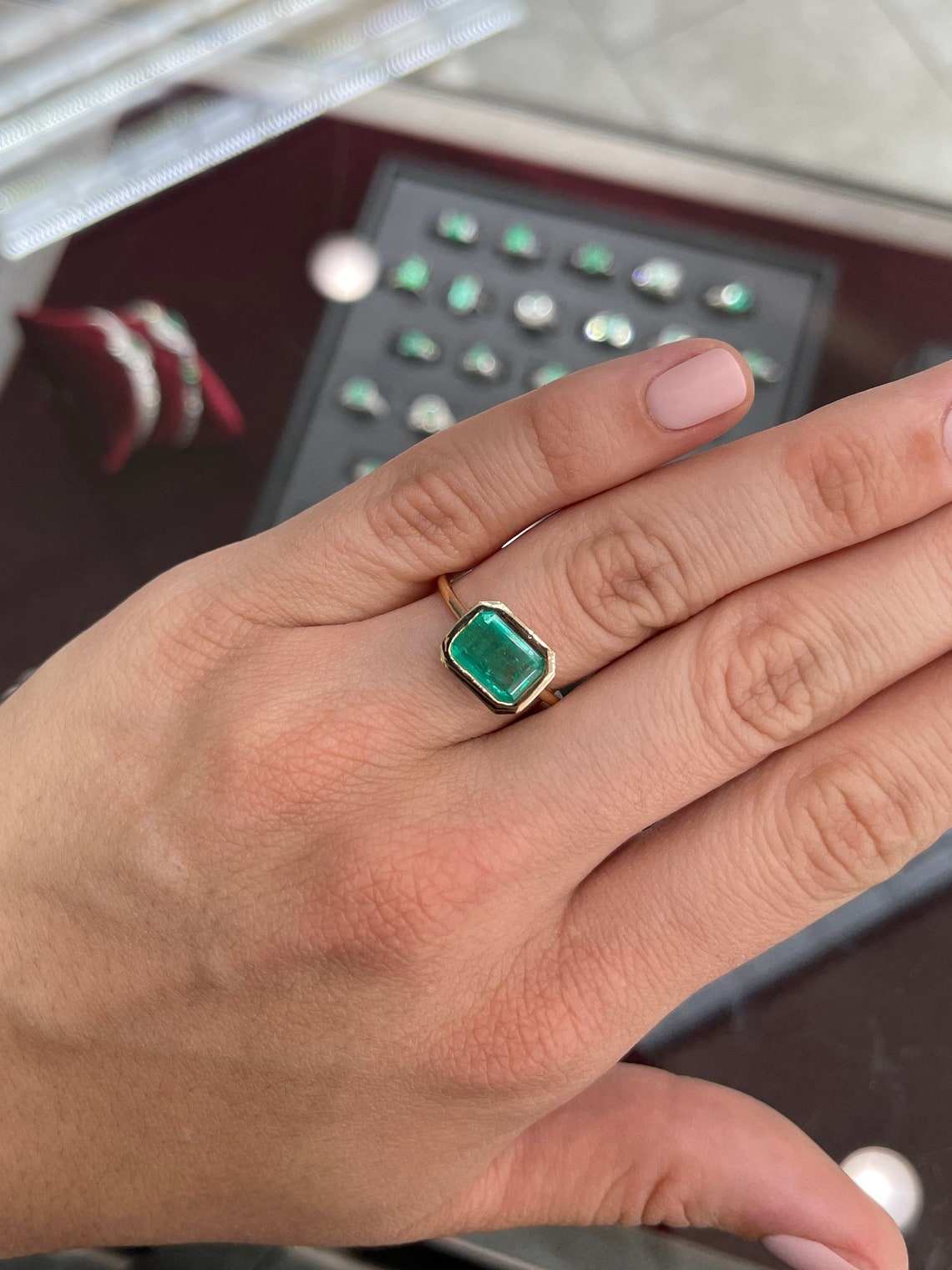3.92 Carat Colombian Emerald Solitaire Ring with Hidden Diamond Halo in 14K Gold – Perfect for Engagement, Anniversary & Special Occasions