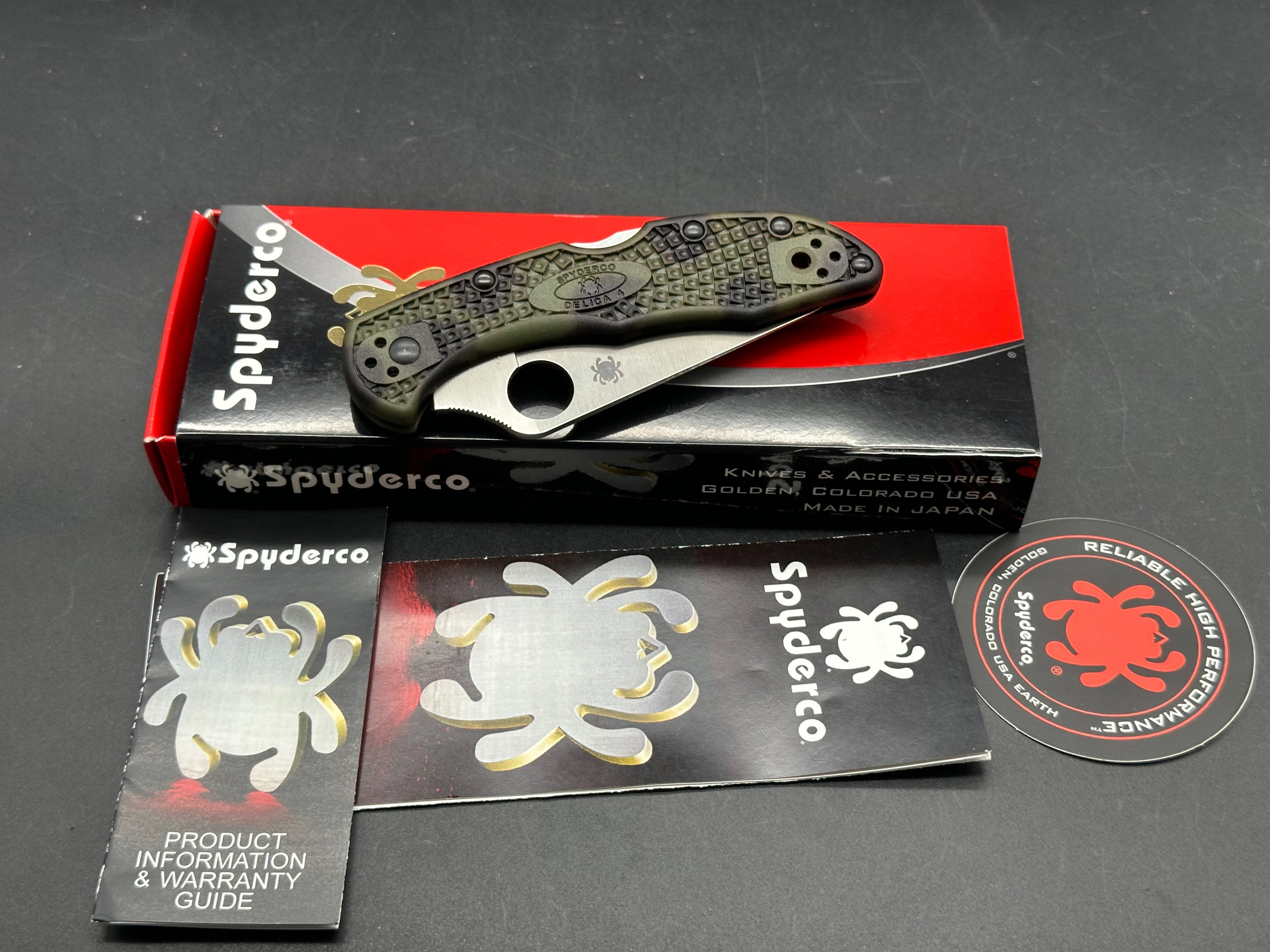 Spyderco Delica 4 Lightweight Folding Knife - VG-10 Stainless Steel Satin Blade, Zome Green FRN Handle - EDC, Outdoor, Camping & Survival Tool