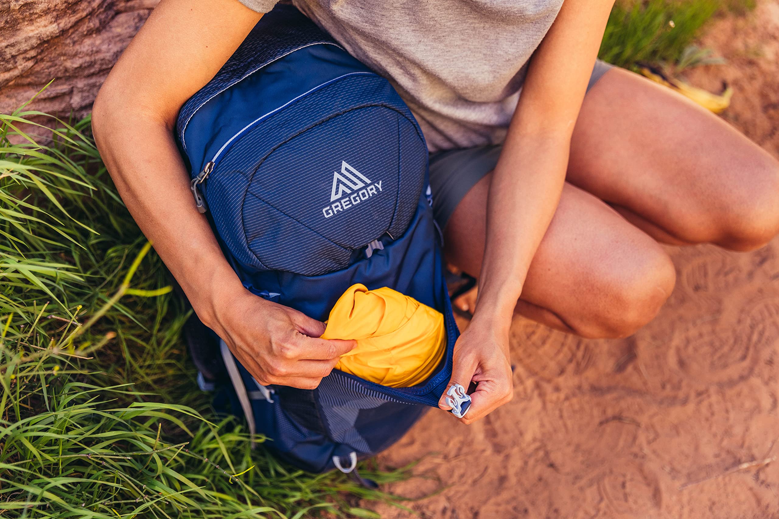 Gregory Juno 24 & 30 H2O Women's Hydration Backpack - Lightweight Daypack for Hiking, Camping & Outdoor Adventures