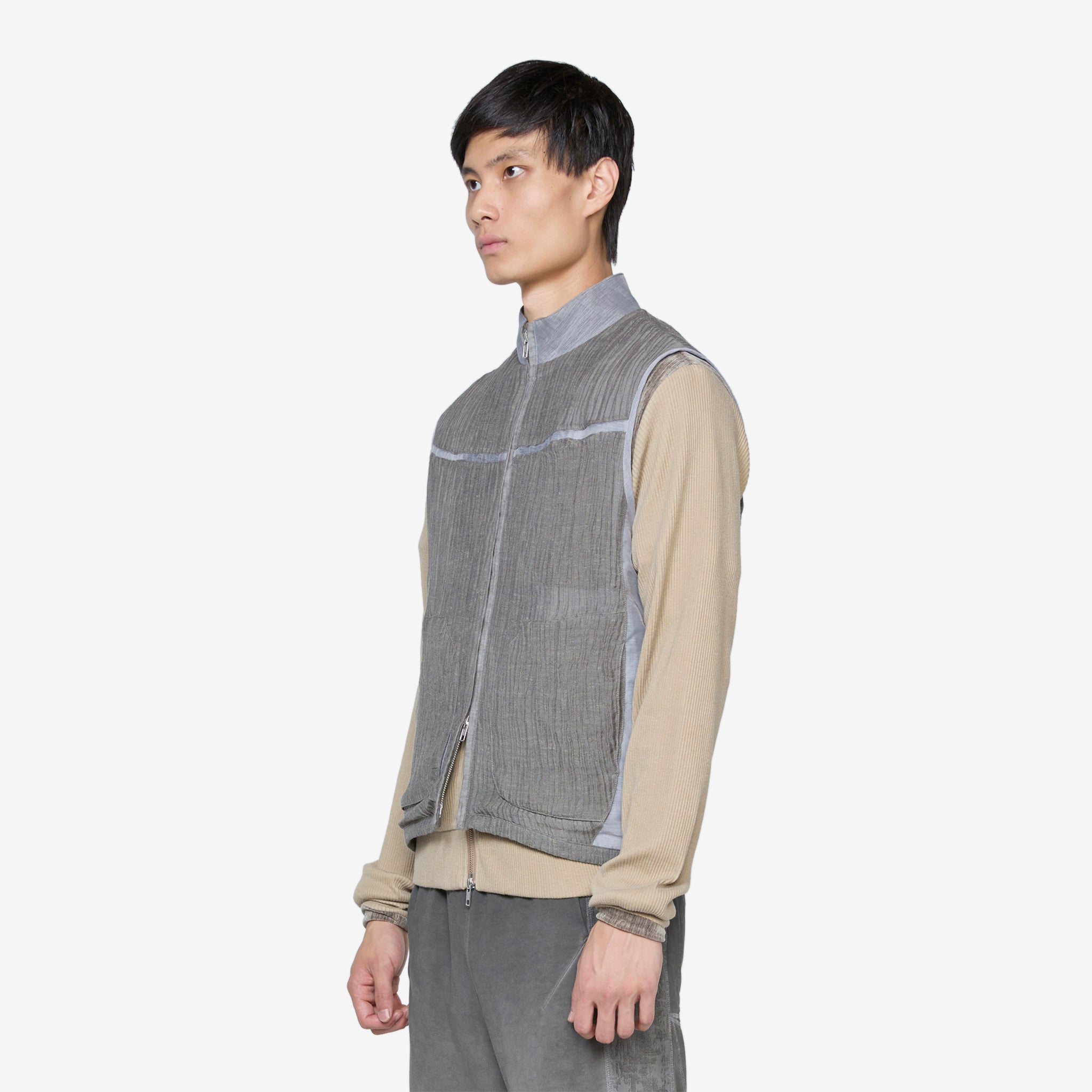 Ep.5 01 Men's Casual Vest in Gray - Lightweight Layering for Outdoor Activities & Streetwear Fashion
