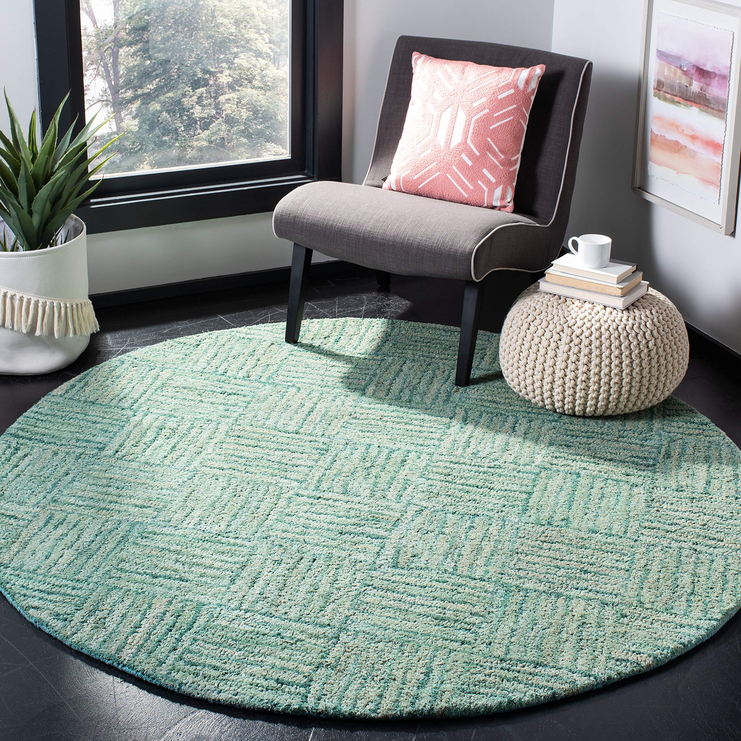 SAFAVIEH Nantucket Collection 6' Round Green/Multi Handmade Cotton Area Rug - Perfect for Living Room, Bedroom & Home Decor