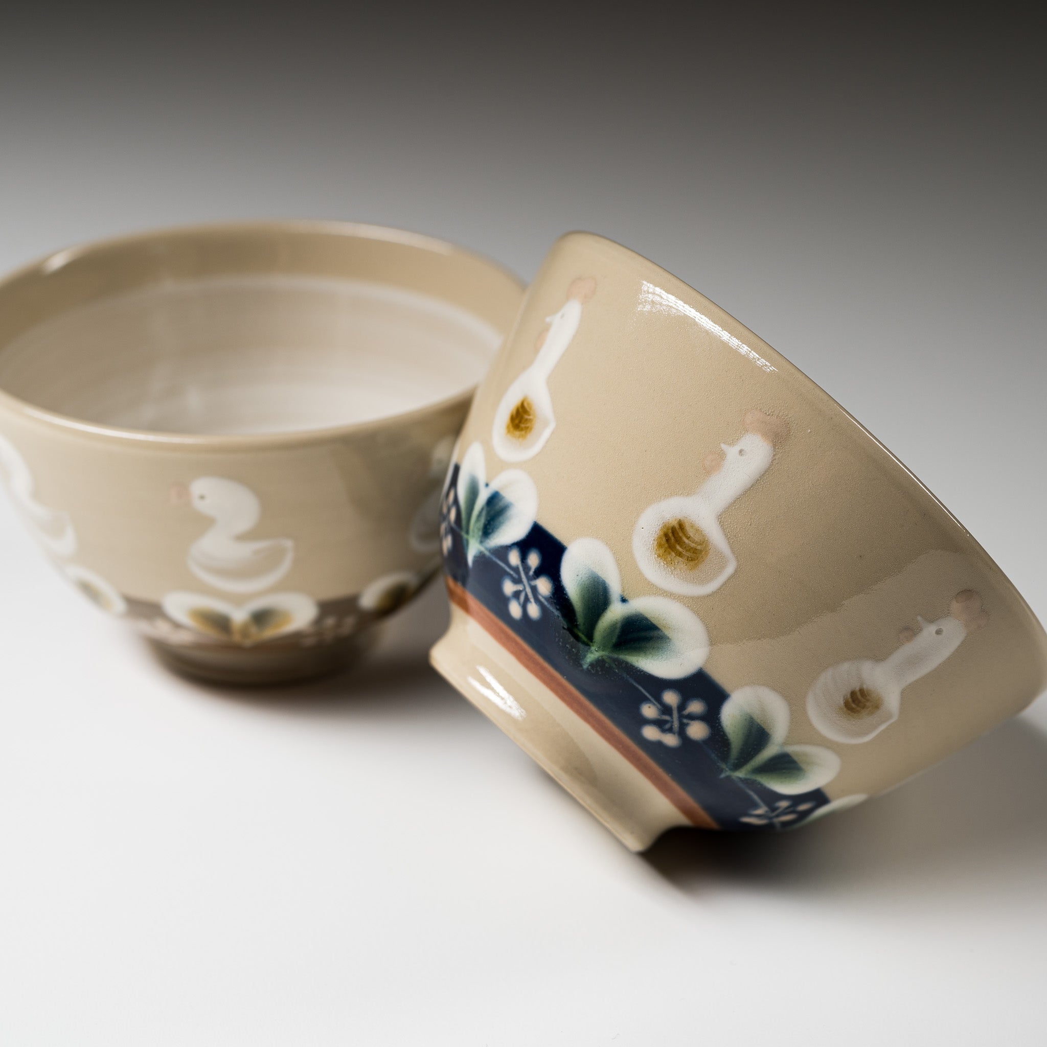 Fukube Pottery Rice Bowl - Handmade Ceramic Duck or Chicken Design - Perfect for Japanese Tea, Rice, and Soup - Ideal for Home Dining & Gifts