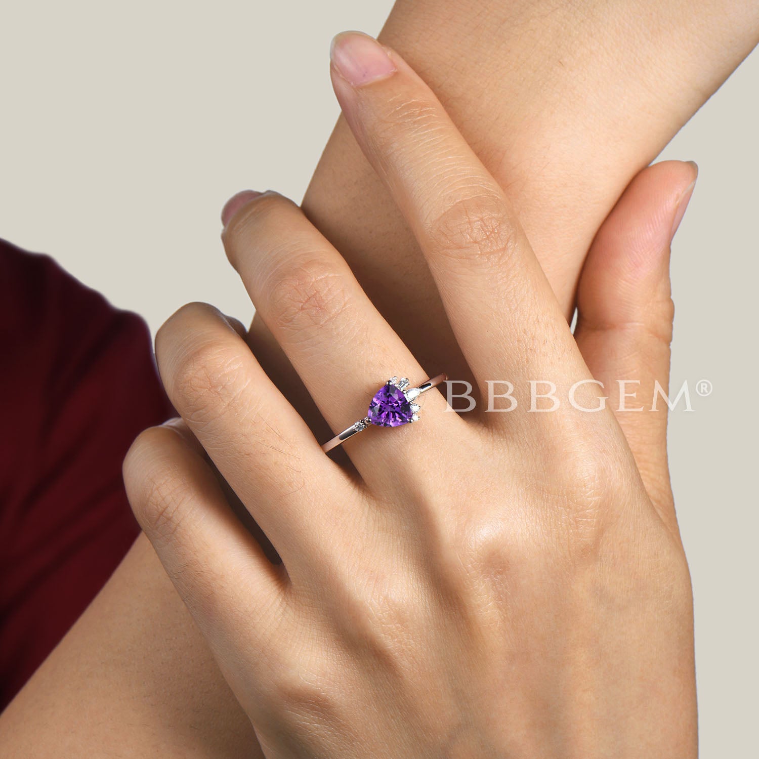 Exquisite Trilliant Cut Amethyst Engagement Ring in 14K White Gold with Moissanite Cluster - Perfect for Proposals, Anniversaries & Romantic Occasions
