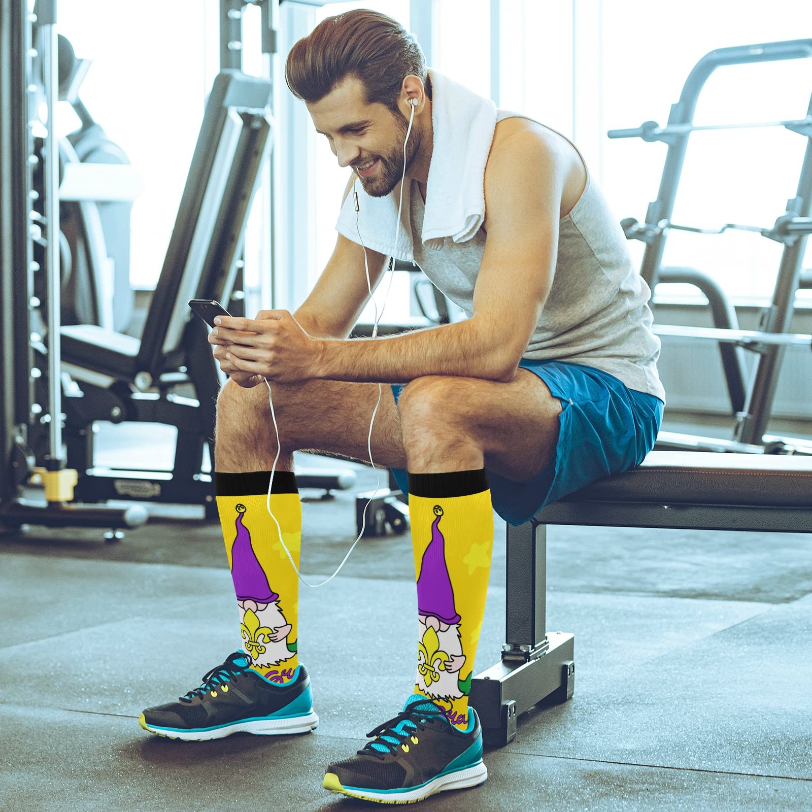 Fisyme Unisex Thermal Compression Socks for Running, Hiking & Cycling - Breathable Athletic Crew Socks for Men & Women - Perfect for Outdoor Sports & Winter Workouts