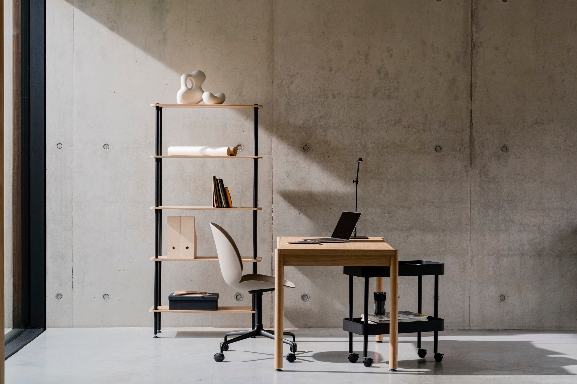 5-Tier Teidi Bookcase - Sturdy Wooden Bookshelf for Home & Office - Perfect for Organizing Books, Decor & Storage