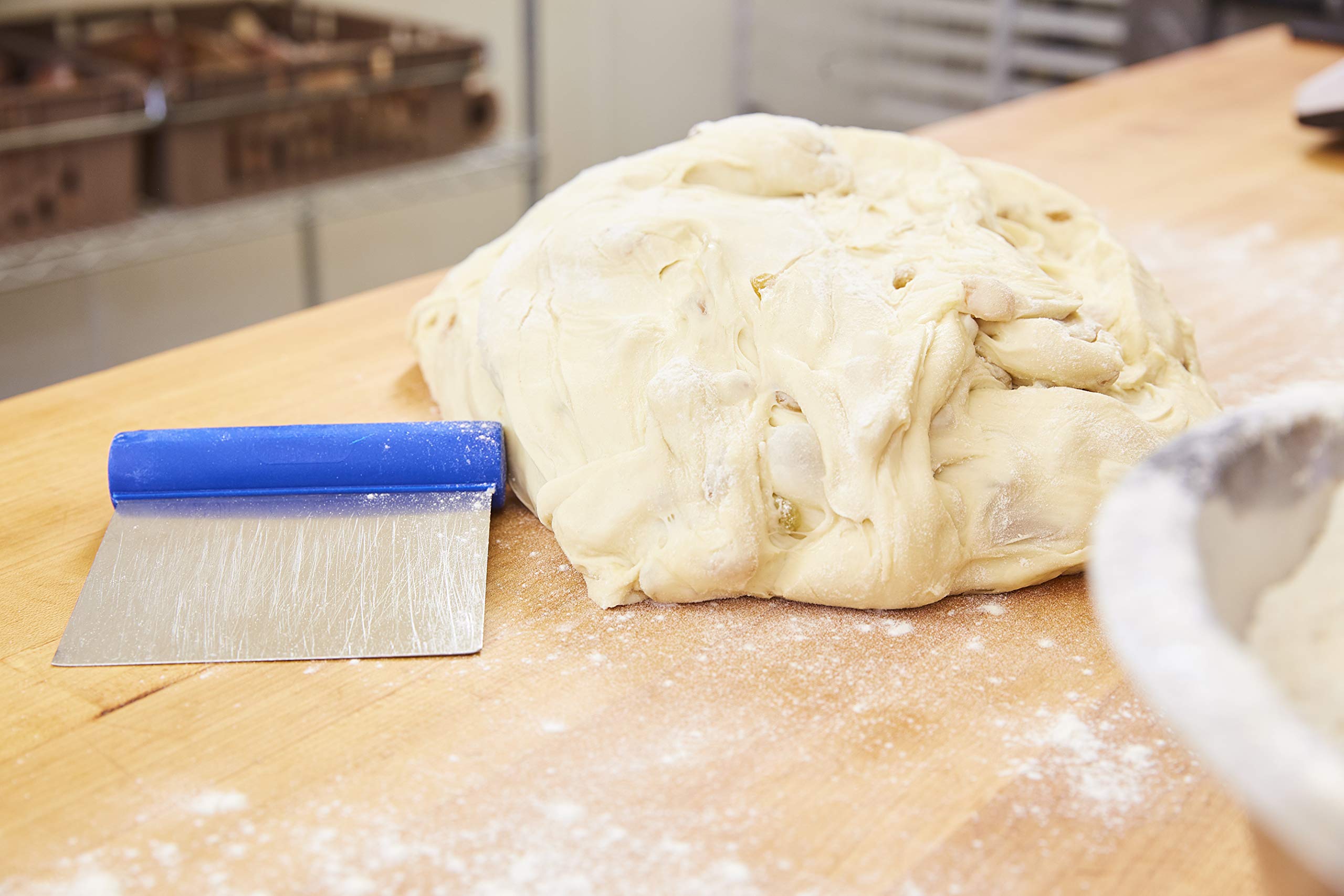 Matfer Bourgeat Professional Dough Cutter & Bench Knife - Stainless Steel Straight Blade with Flexible Edge - Perfect for Baking, Pastry Making, Pizza Dough Cutting & Kitchen Prep