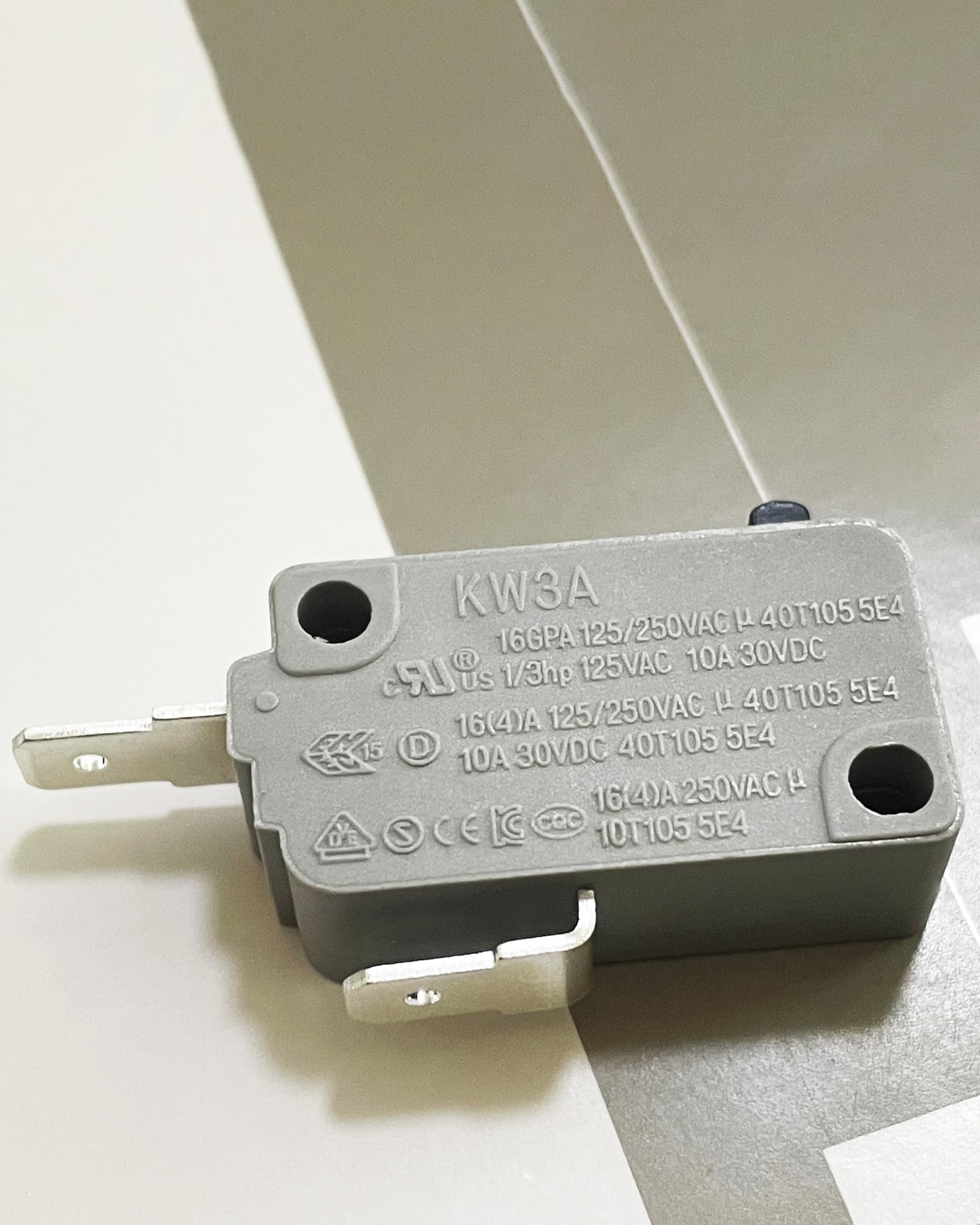 3-Pack KW3A Microwave Door Switch 16A 125/250V Replacement - Normally Closed Interlock Switch for Microwave Oven Repair | Compatible with Most Brands (Ideal for DIY Fixes & Appliance Maintenance)