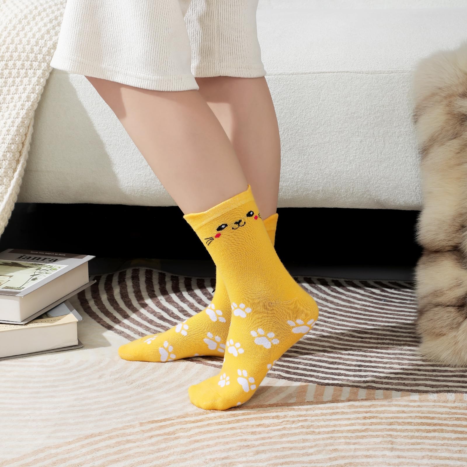 Women's Cat Socks - 5 Pairs Colorful Cute Animal Crew Socks | Novelty, Soft Knit, Cozy & Comfortable | Perfect for Gifts, Cosplay & Everyday Wear