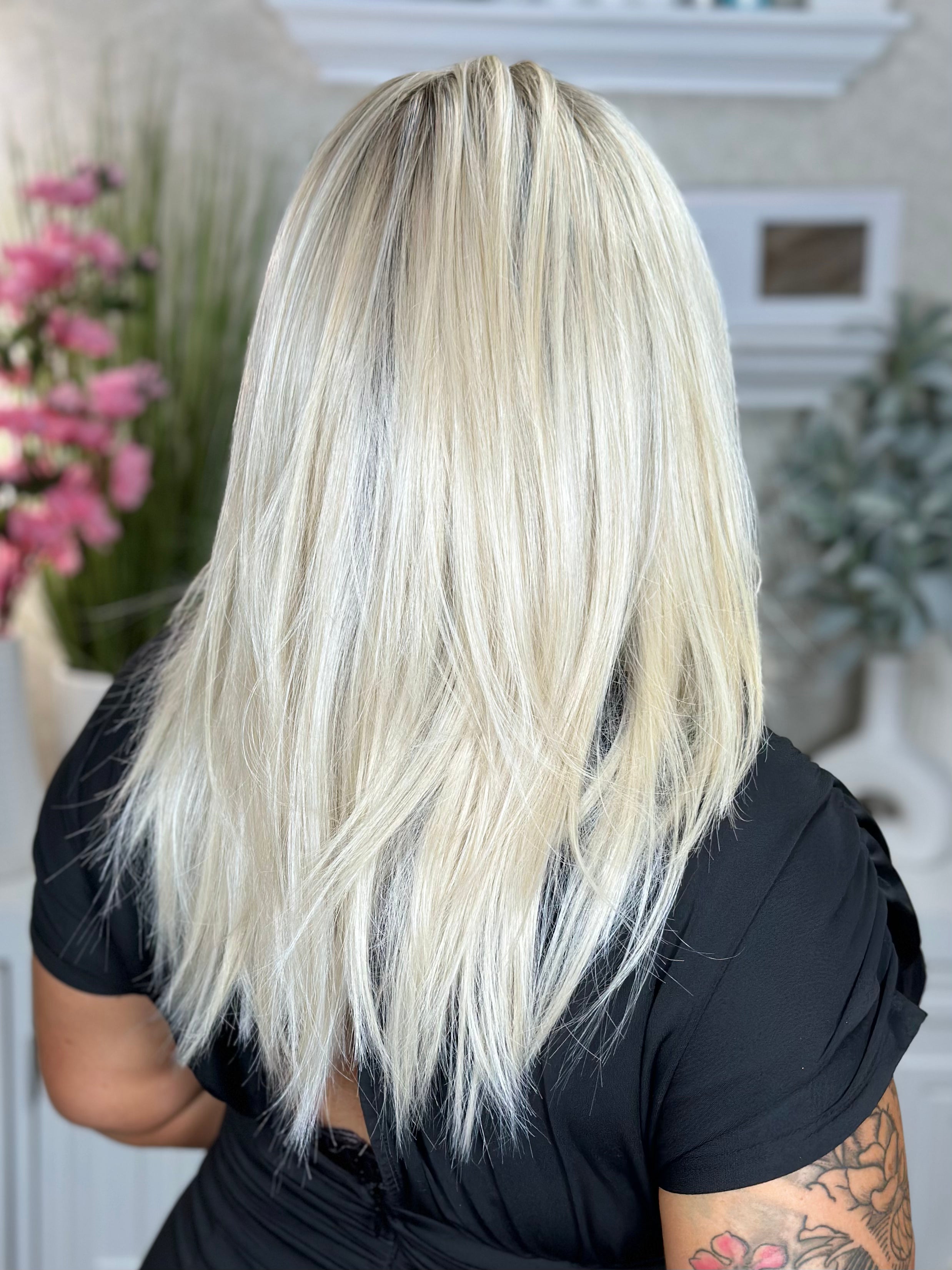Hollywood Blonde Wig - INFINITE LOVE Premium Synthetic Hair for Cosplay, Halloween & Costume Parties - Perfect for Movie Nights, Themed Events & Role Playing
