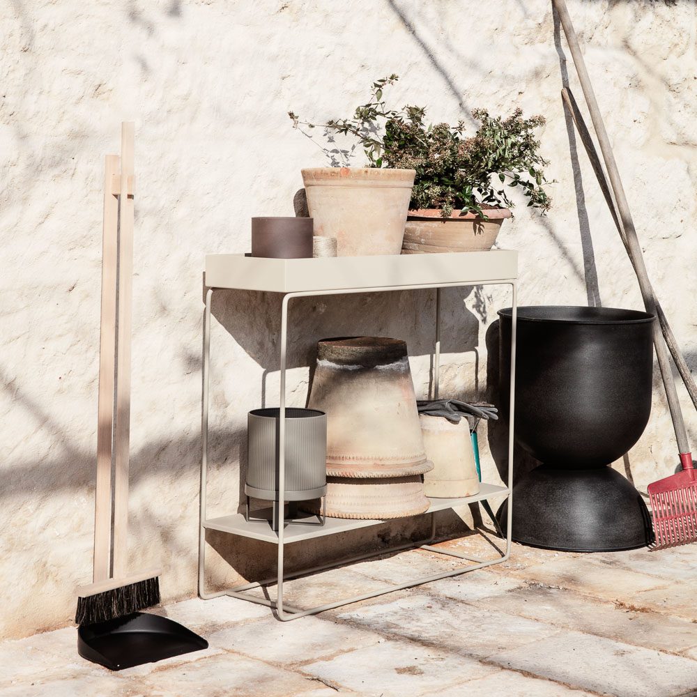 FERM LIVING Hourglass Flower Pot - Medium 23.2