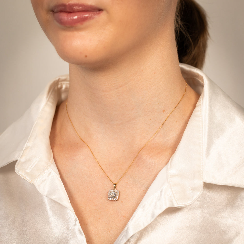 10ct Yellow Gold 1/3 Carat Diamond Square Pendant with 17 Brilliant Cut Diamonds - Elegant Jewelry Gift for Women, Perfect for Anniversaries, Weddings & Special Occasions