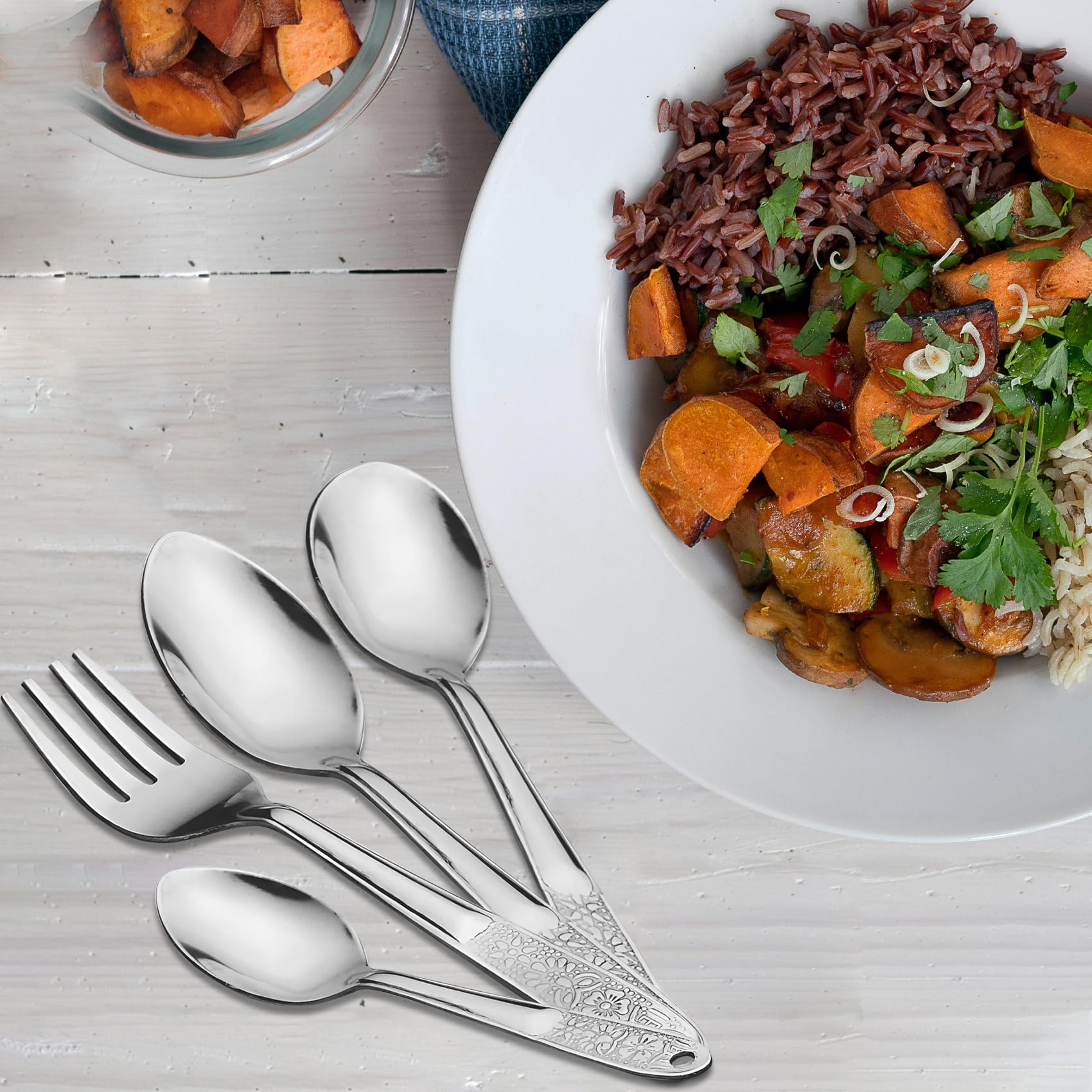 Premium 25-Piece Stainless Steel Cutlery Set for Home & Kitchen - Includes 6 Dinner Spoons, 6 Teaspoons, 6 Forks, 6 Soup Spoons - Elegant Silver Dining Tableware for Everyday Meals, Dinner Parties & Restaurant-Style Presentation