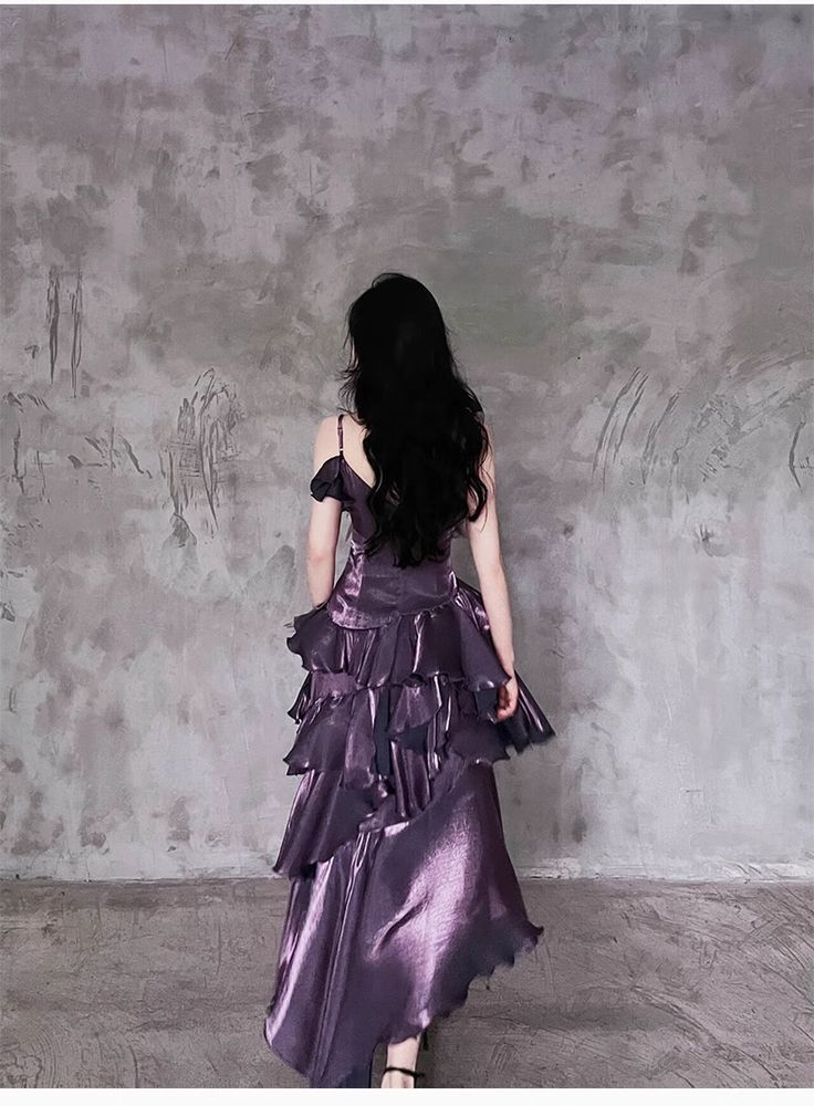 Elegant Grape-Print Ruffled Spaghetti Strap Prom Dress J5969 - Perfect for Homecoming, Prom Night, and Formal Events