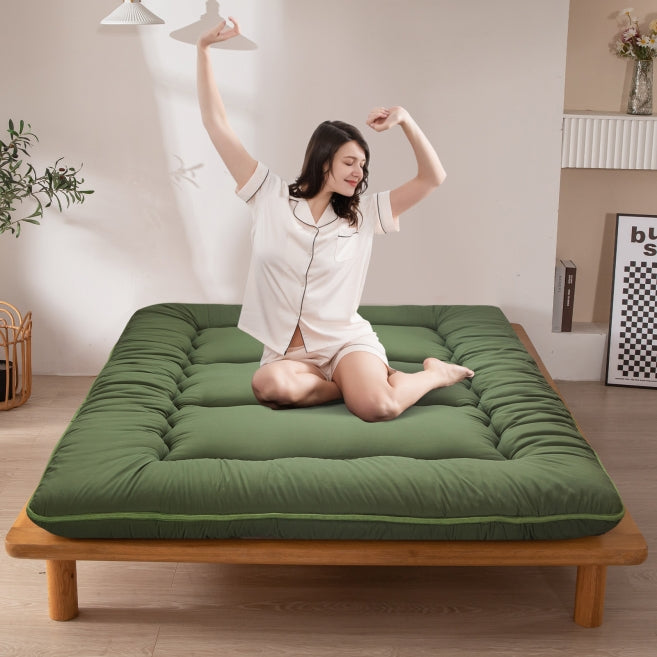 MAXYOYO 6 Extra Thick Japanese Classic Floor Futon Mattress - Green | Comfortable Tatami Sleeping Mat for Guest Room, Dorm, Camping & Meditation