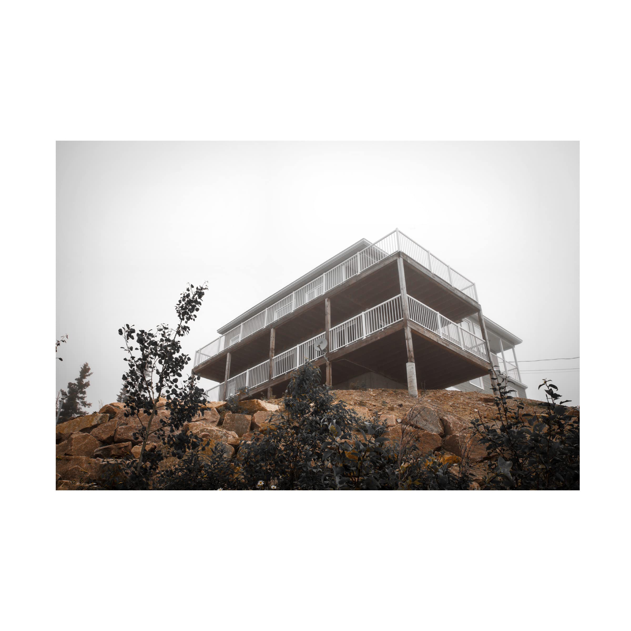 Trademark Fine Art 'House' Canvas Art by Julien Laplanche - Modern Wall Decor for Living Room, Bedroom & Office - Hand-Painted Home Decor Gift