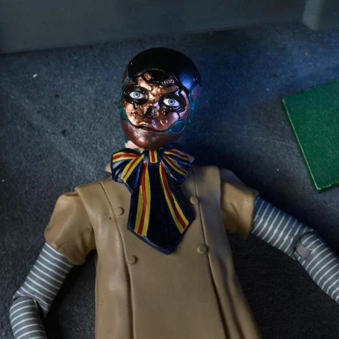 M3GAN NECA Ultimate Action Figure - Collectible Movie Character Toy for Fans & Collectors - Perfect for Display, Gifts, and Cosplay Scenes