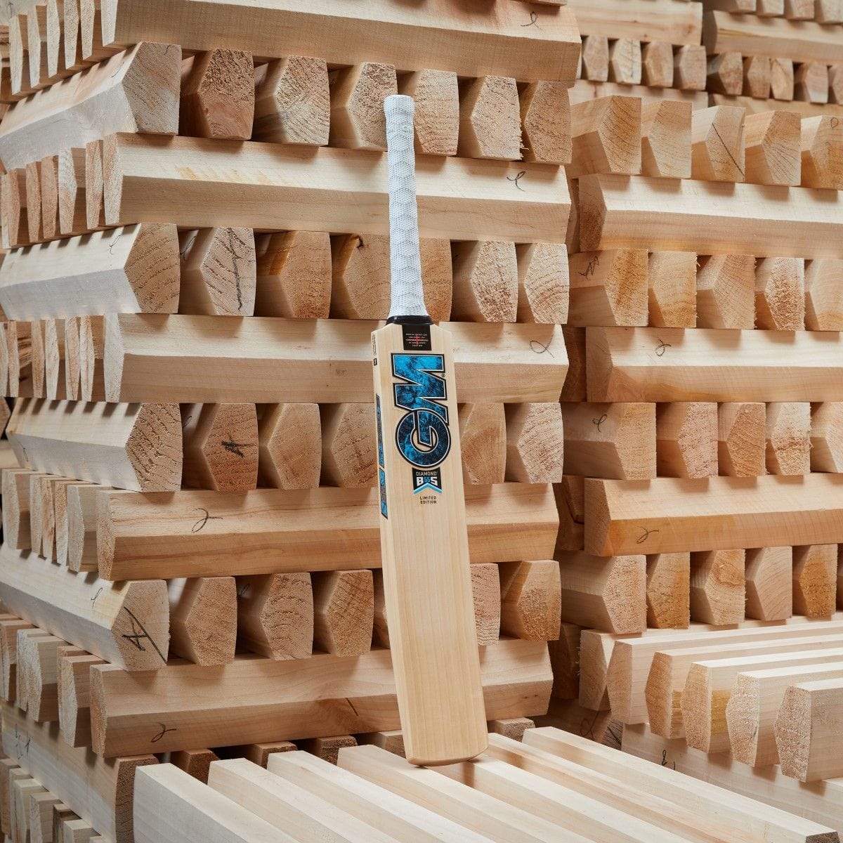 GM Ben Stokes Player Edition Cricket Bat - Premium English Willow Cricket Bat for Professional Players - Perfect for Matches, Training & Practice Sessions