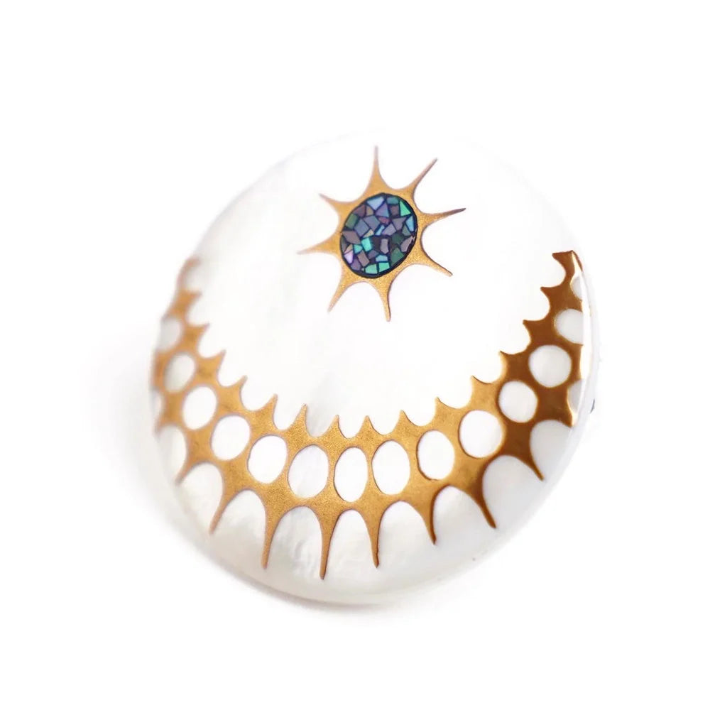 Exquisite Maki-e Urushi Lacquer Brooch with White South Sea Pearl Shell - Traditional Japanese Lacquer Jewelry for Women - Perfect for Weddings, Parties & Special Occasions