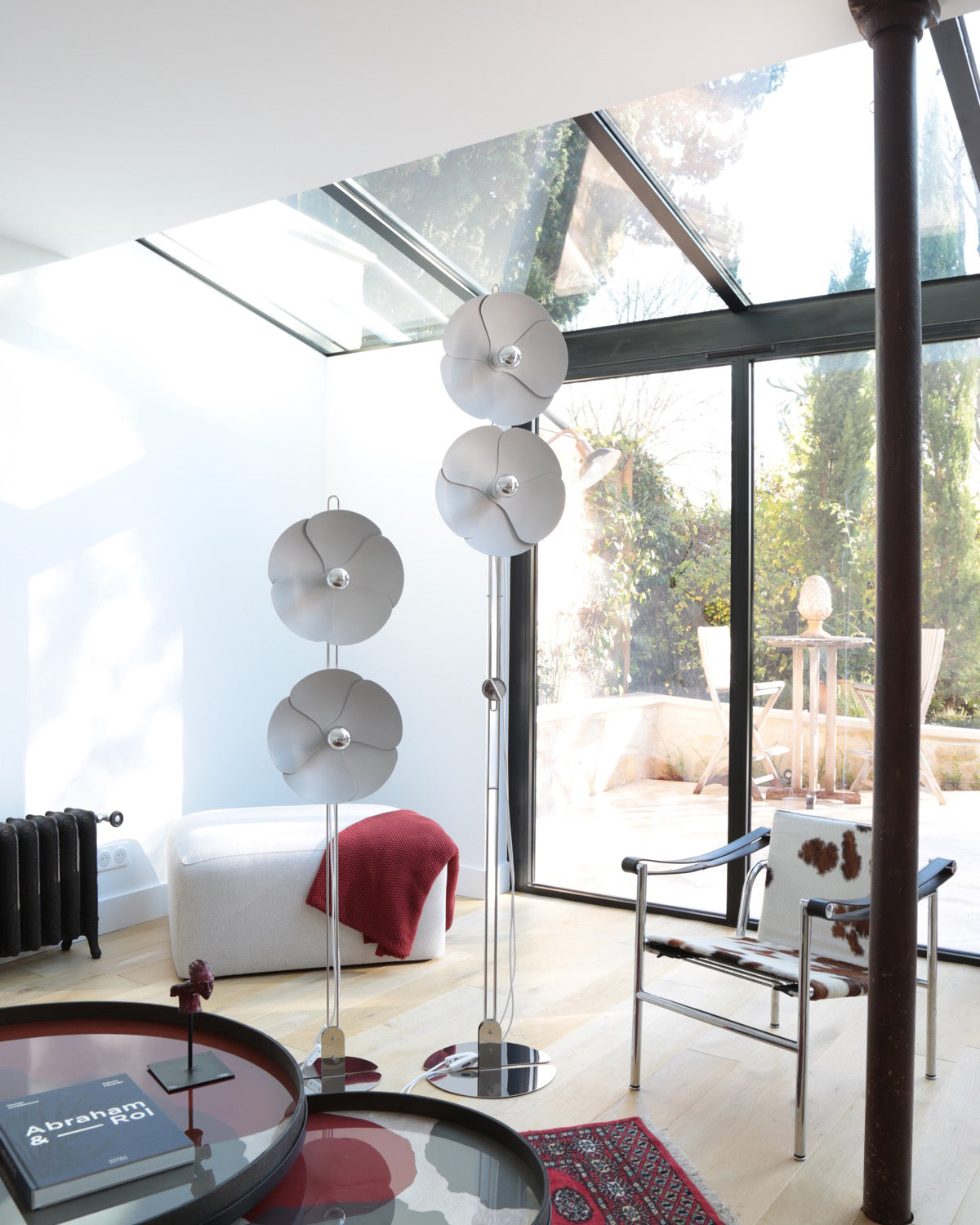 Modern Flower Floor Lamp for Living Room - Elegant Home Decor Lighting for Bedroom, Office & Lounge - Adjustable Brightness & Warm White Light