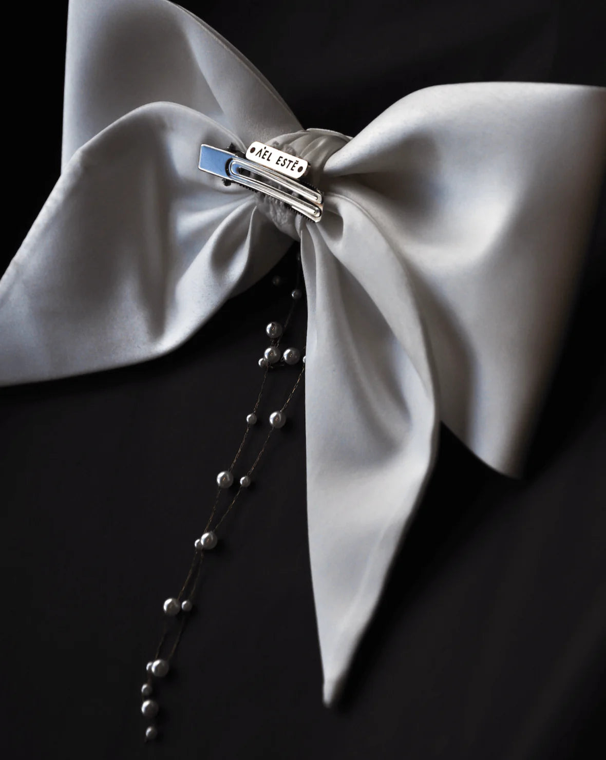 Chantal Satin & Pearl Bridal Hair Bow - Elegant White Wedding Hair Accessory for Brides, Bridesmaids & Flower Girls - Perfect for Weddings, Prom & Special Occasions